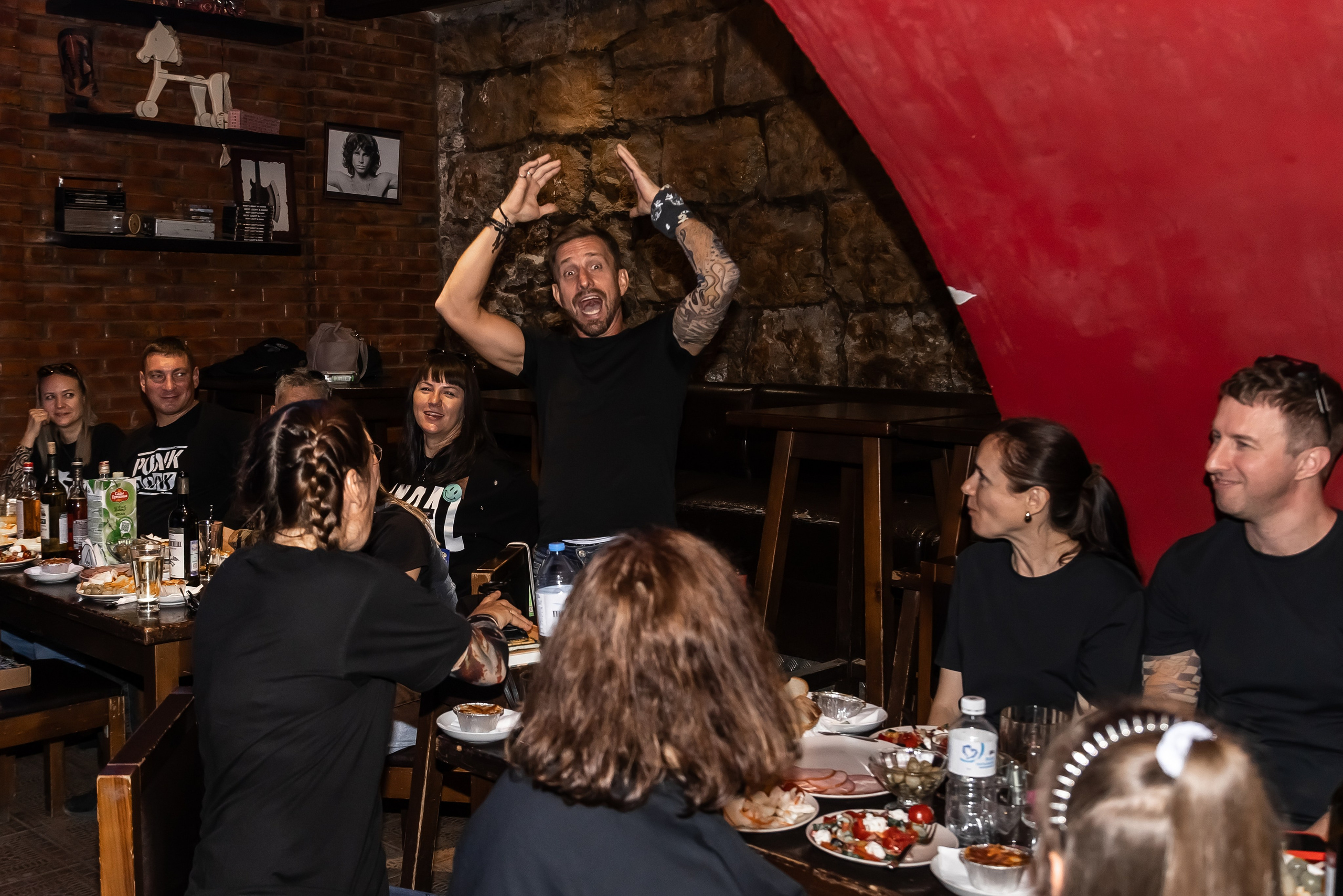 День Рождения Алексея в баре «Белая Лошадь». Фотограф в Волгограде Норченко Светлана