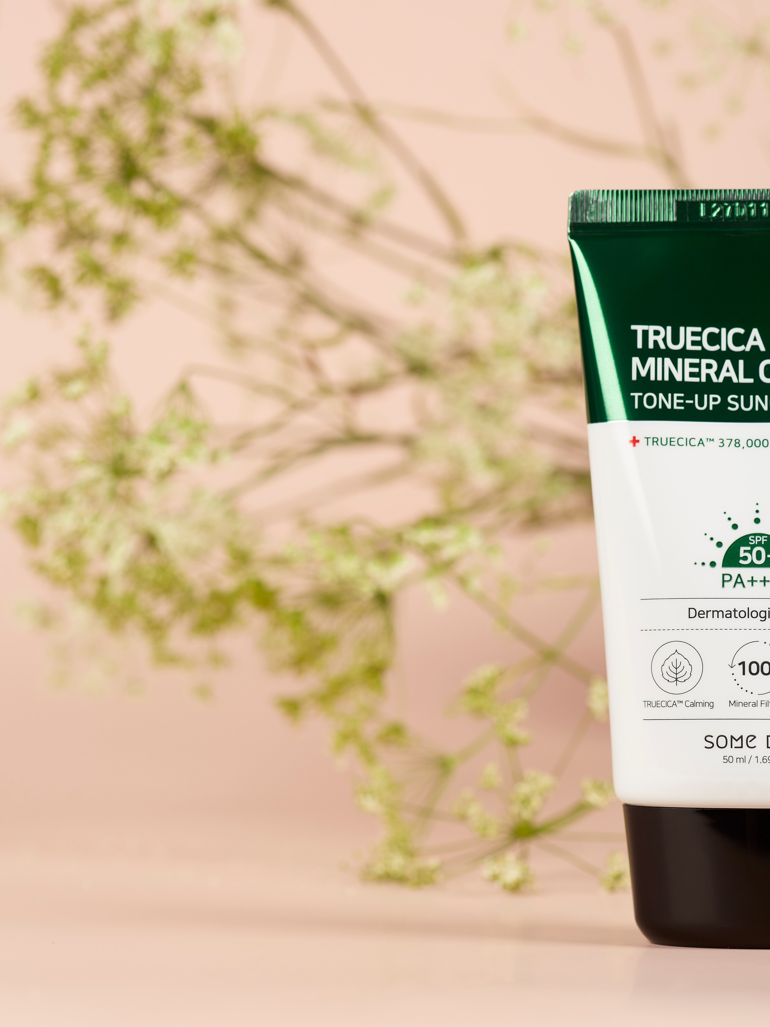 Красота и косметика. Предметная фотосъемка в Алматы. Предметный фотограф для маркетплейстов Артур Ахмадиев