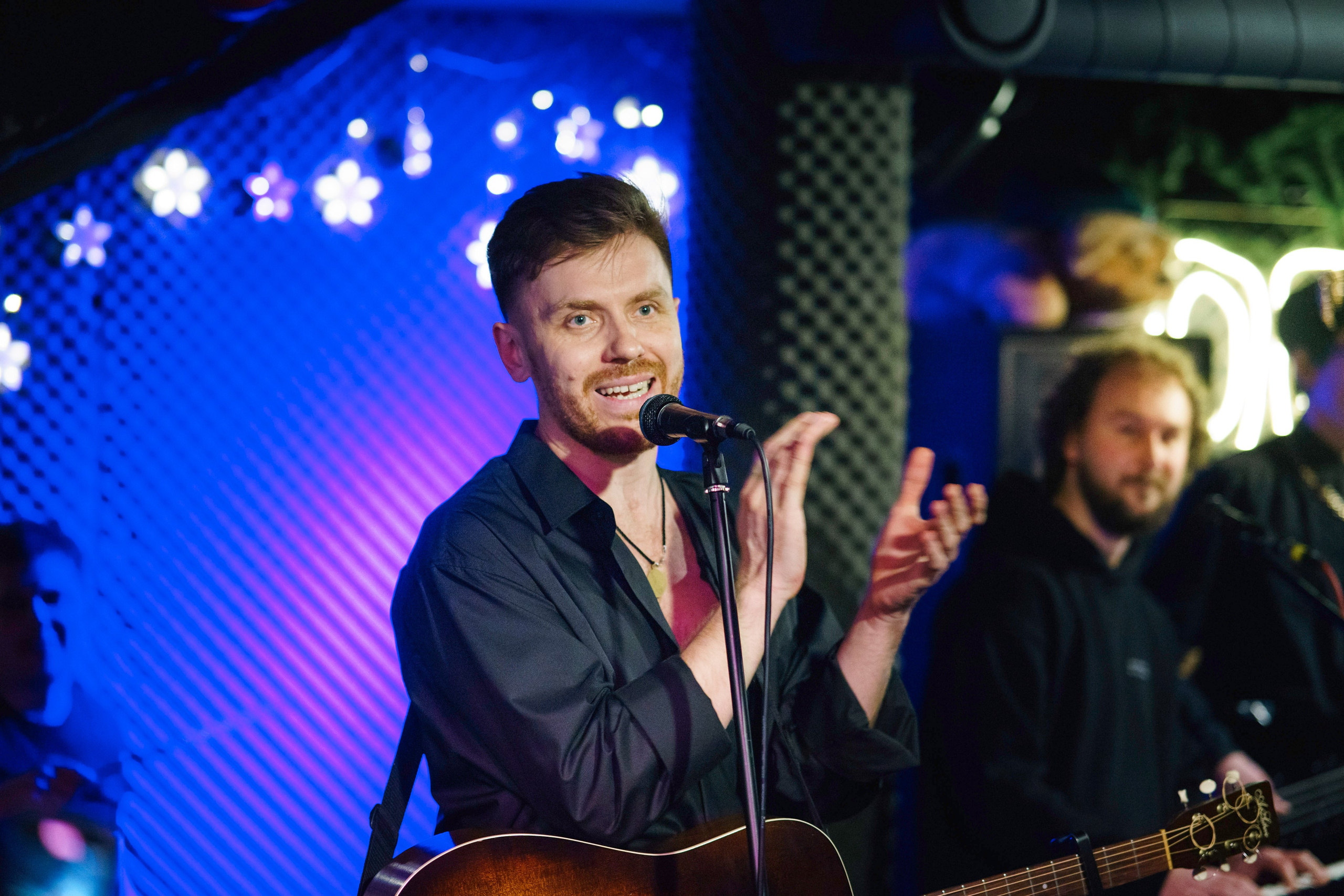 Концерт группы Тони Мак в баре Debaser. Фотограф в Санкт-Петербурге Ибрагимова Алина