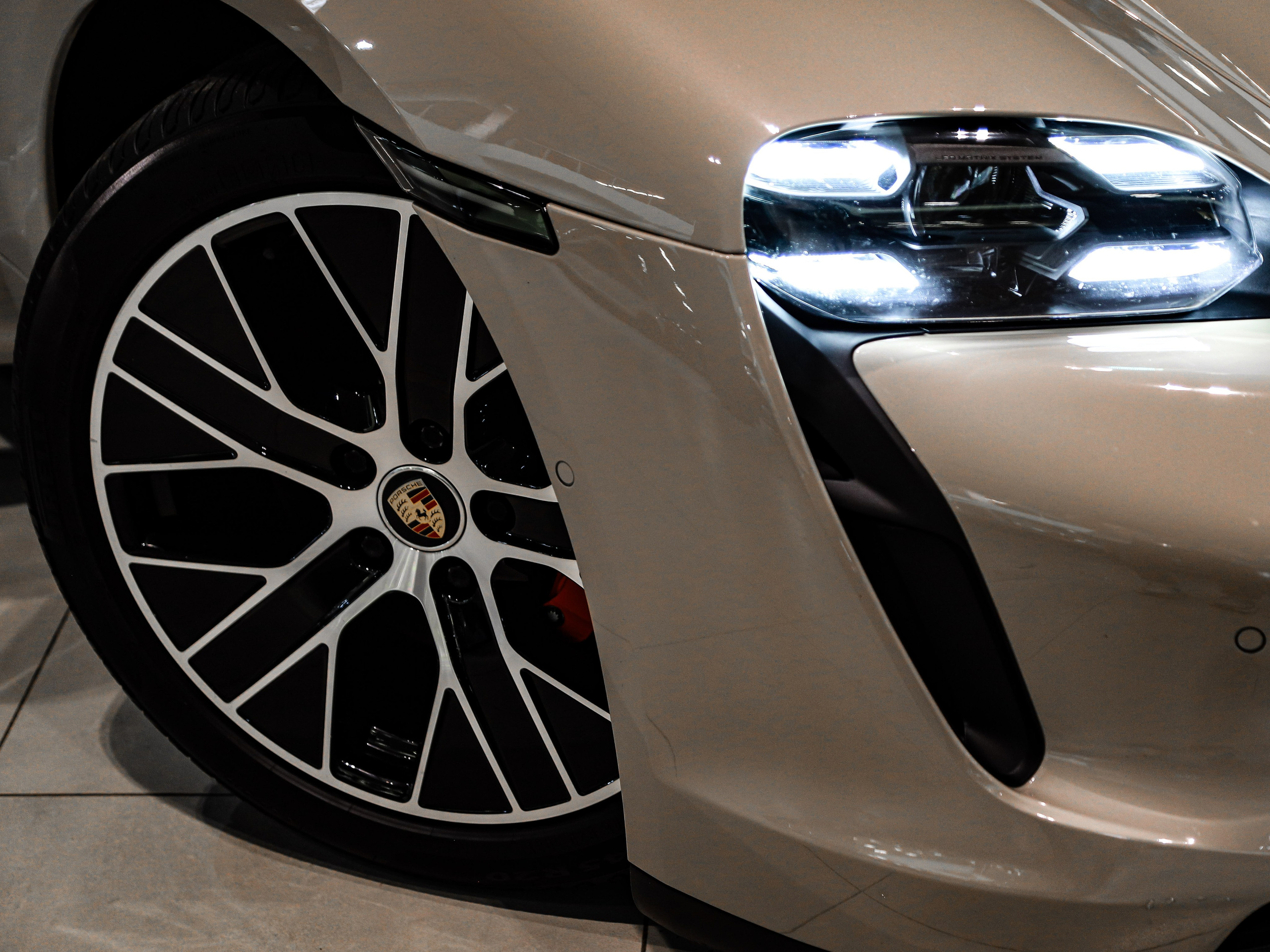 Автомобили. Репортажный фотограф в Москве Агафонова Мария