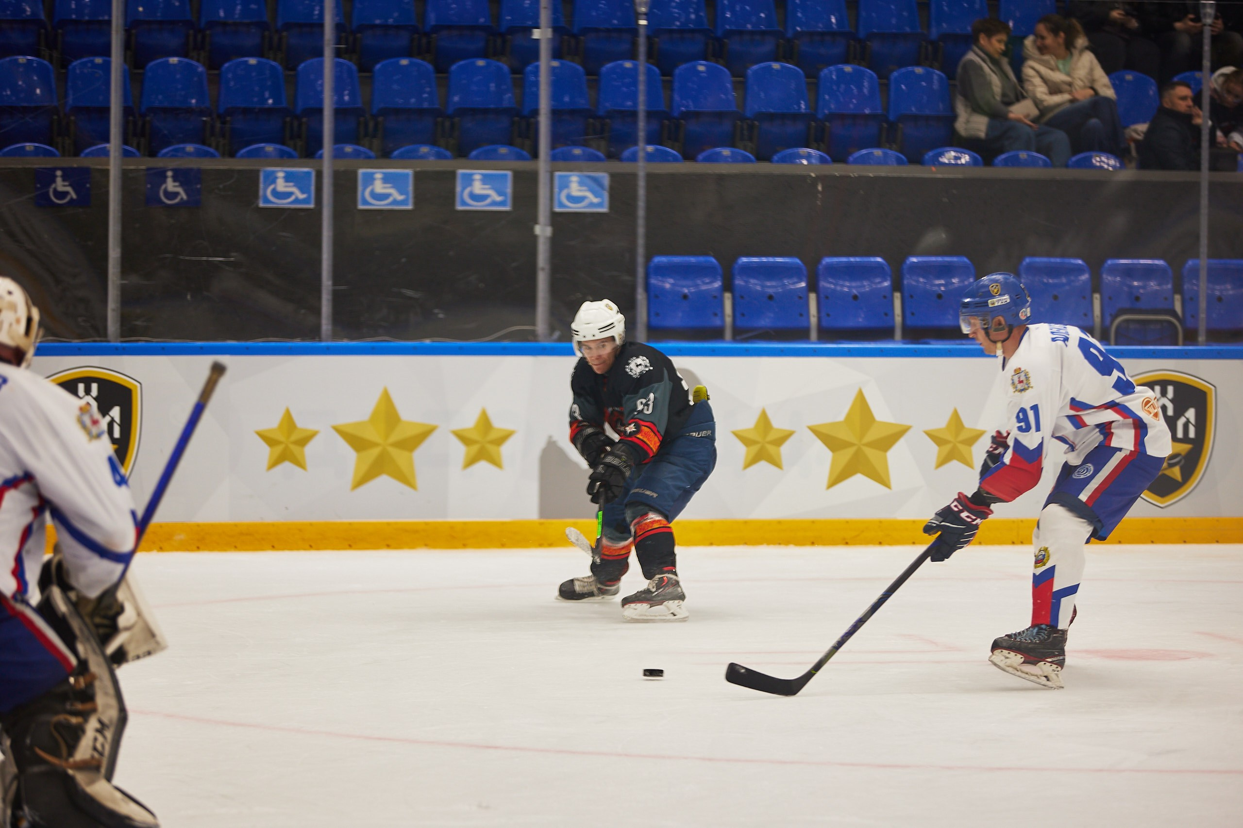 Репортаж. Офицерская хоккейная лига 2025 год. Спортивный фотограф Некрасов Денис