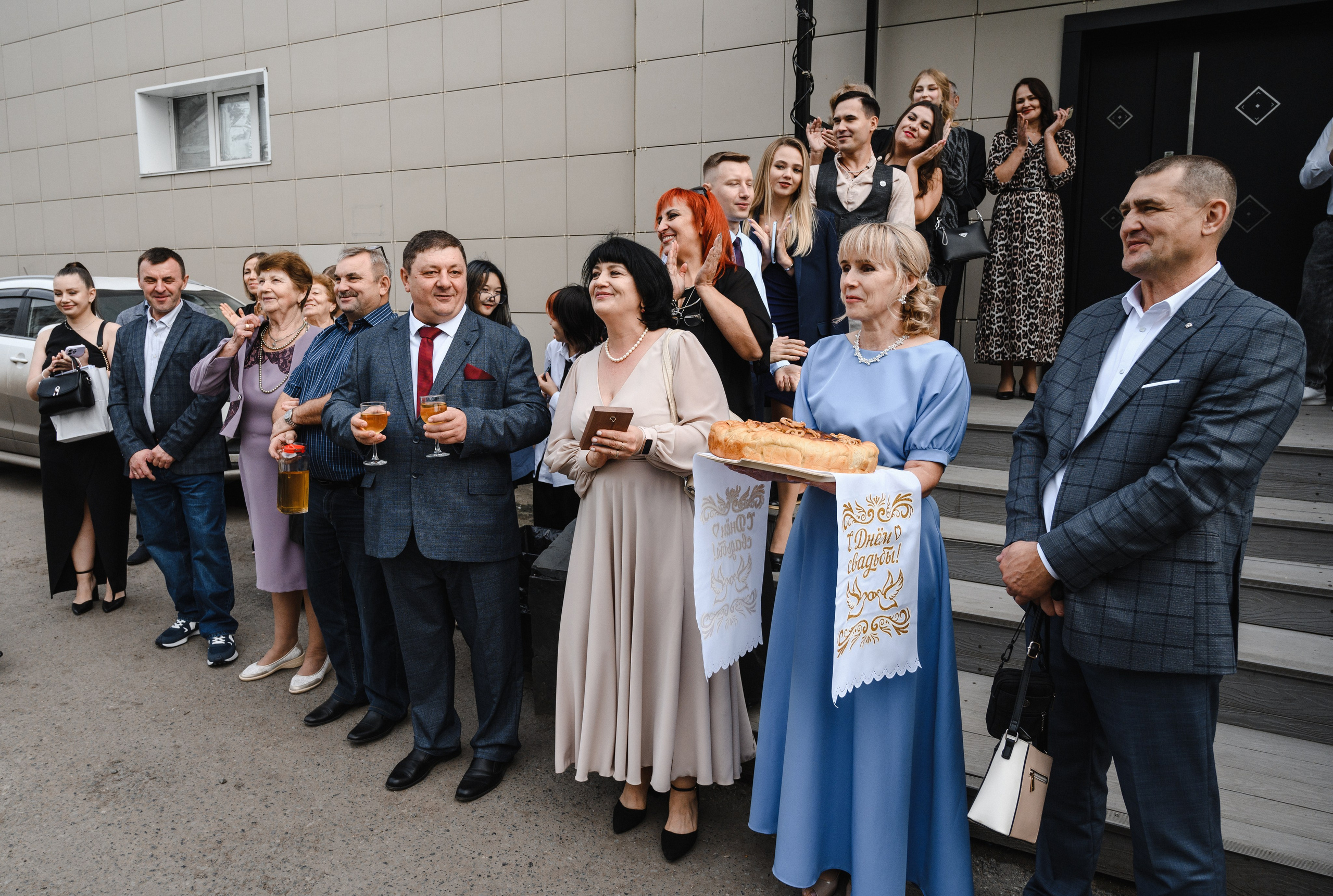 Свадебный банкет. СВАДЕБНЫЙ ФОТОГРАФ В ОМСКЕ ВЛАДИМИР КРАСС