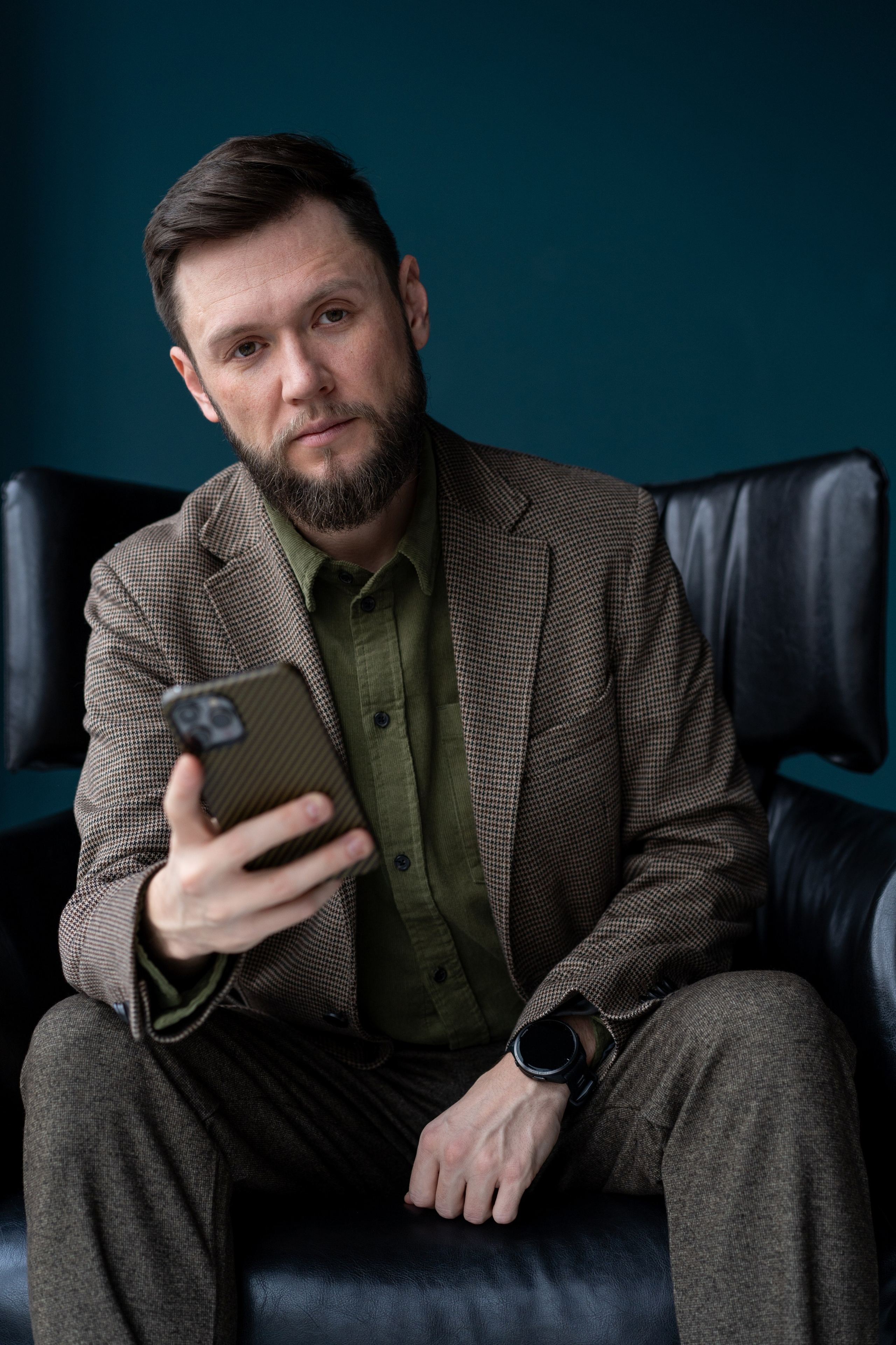 Студийный деловой портрет. Фотограф Елизавета Потешкина