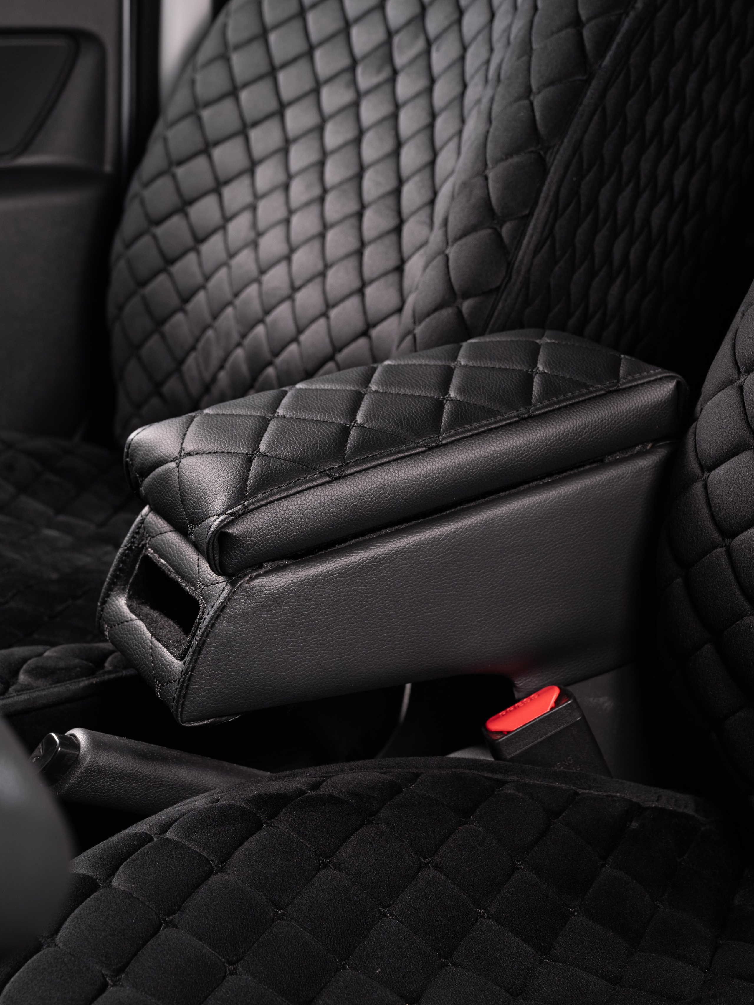 Автоподлокотники 2. Предметный фотограф, фото для маркетплейсов Пятигорск, КМВ