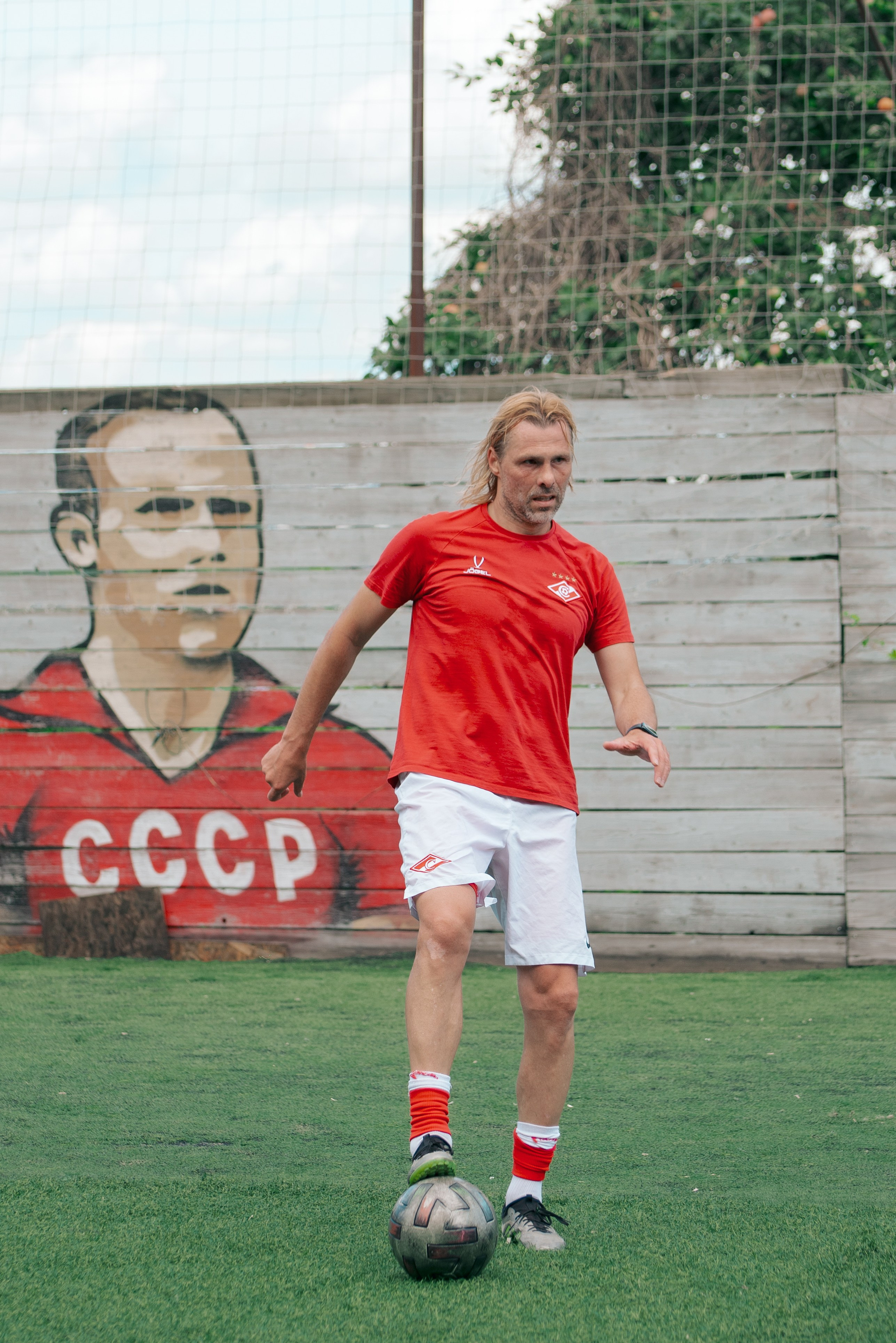 Товарищеский матч с ветеранами московского «Спартака» и «Динамо». Фотограф Валерия Азамат — жизнь в каждом кадре