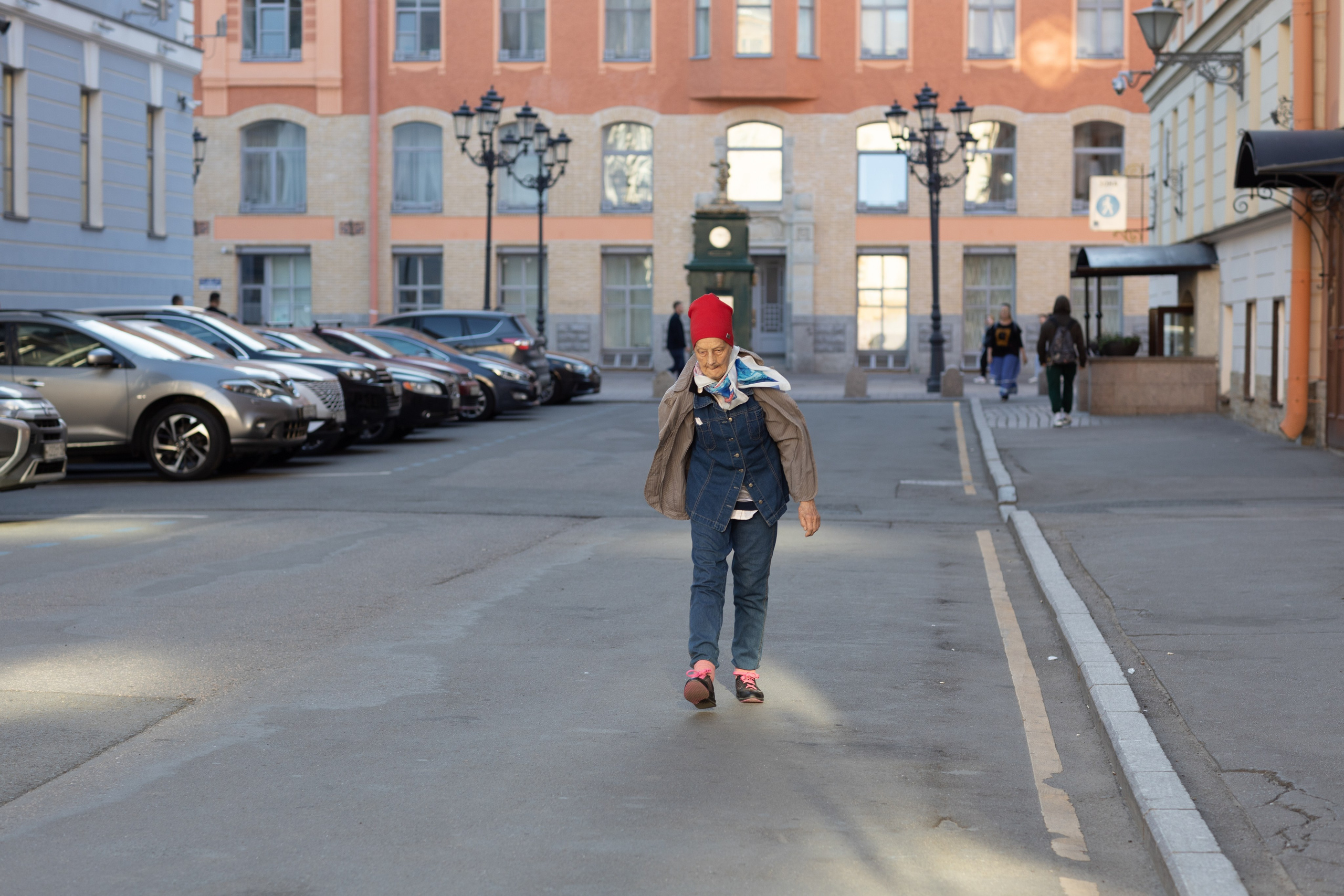 Street. Documentary photographer Anton Zdanovich