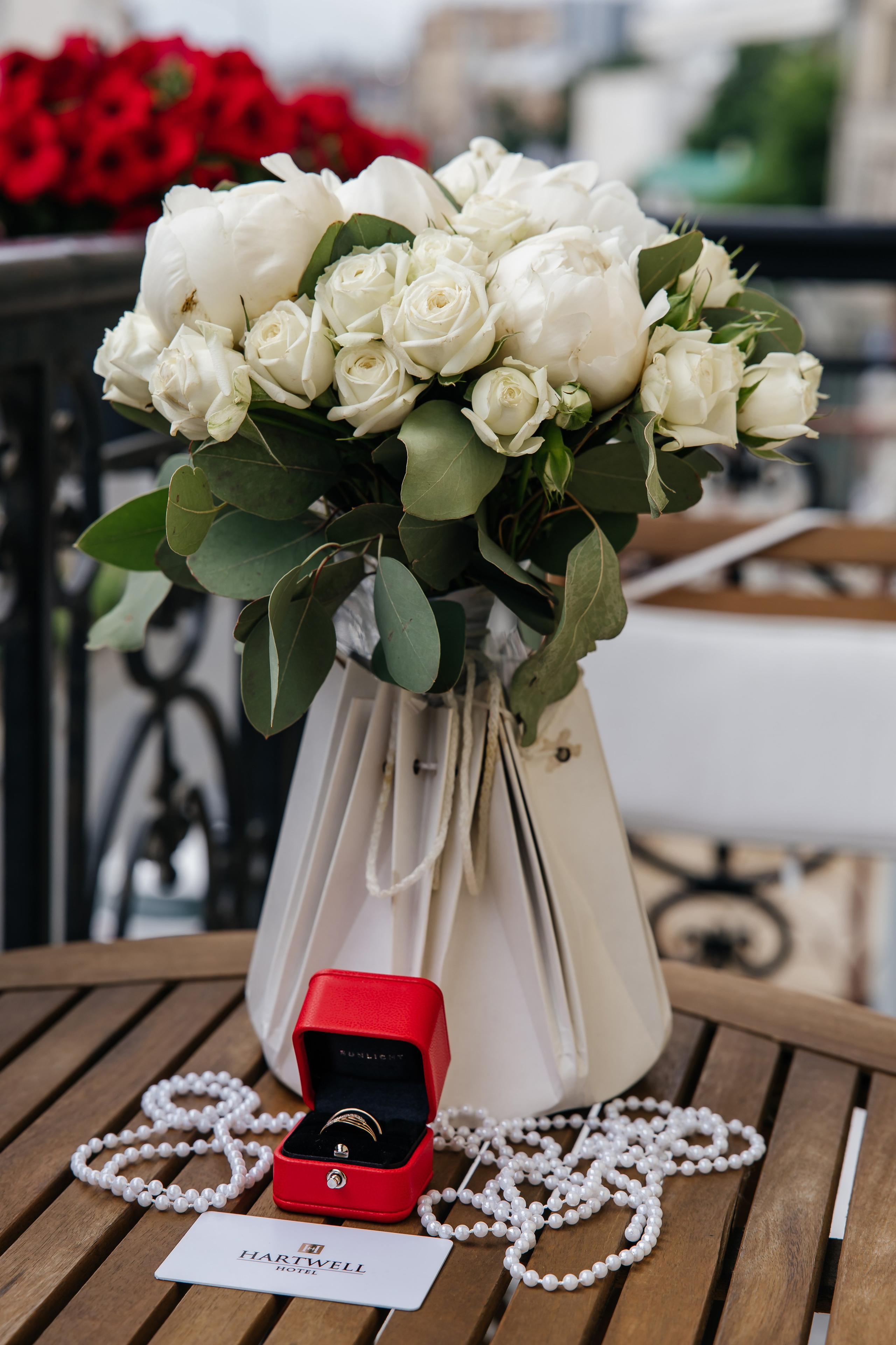 Сборы, прогулка, роспись. Фотограф, видеограф на свадьбу в Москве Никита Назаров