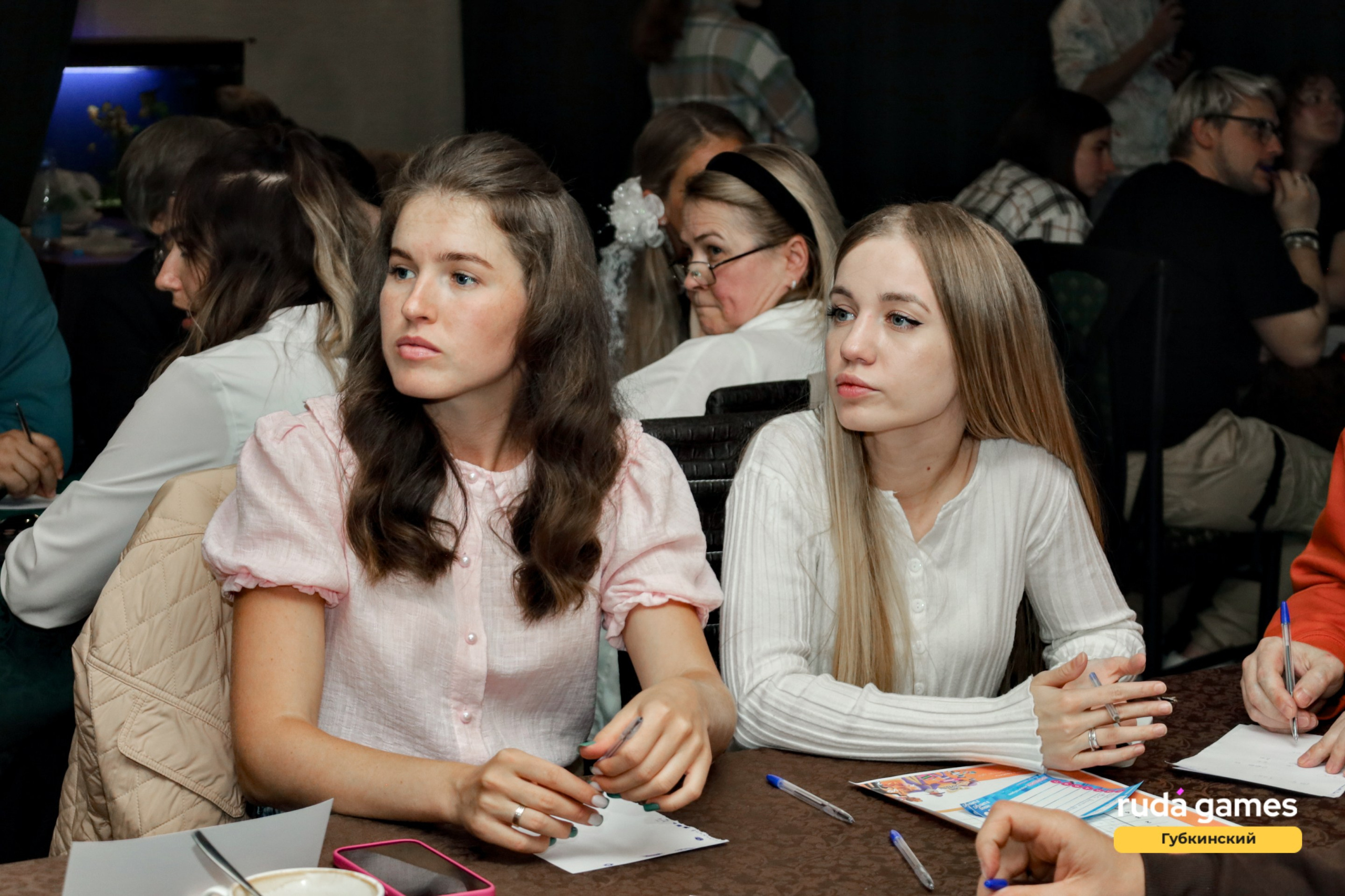 1 сентября. Фотограф в Губкинском | Александра Артамонова