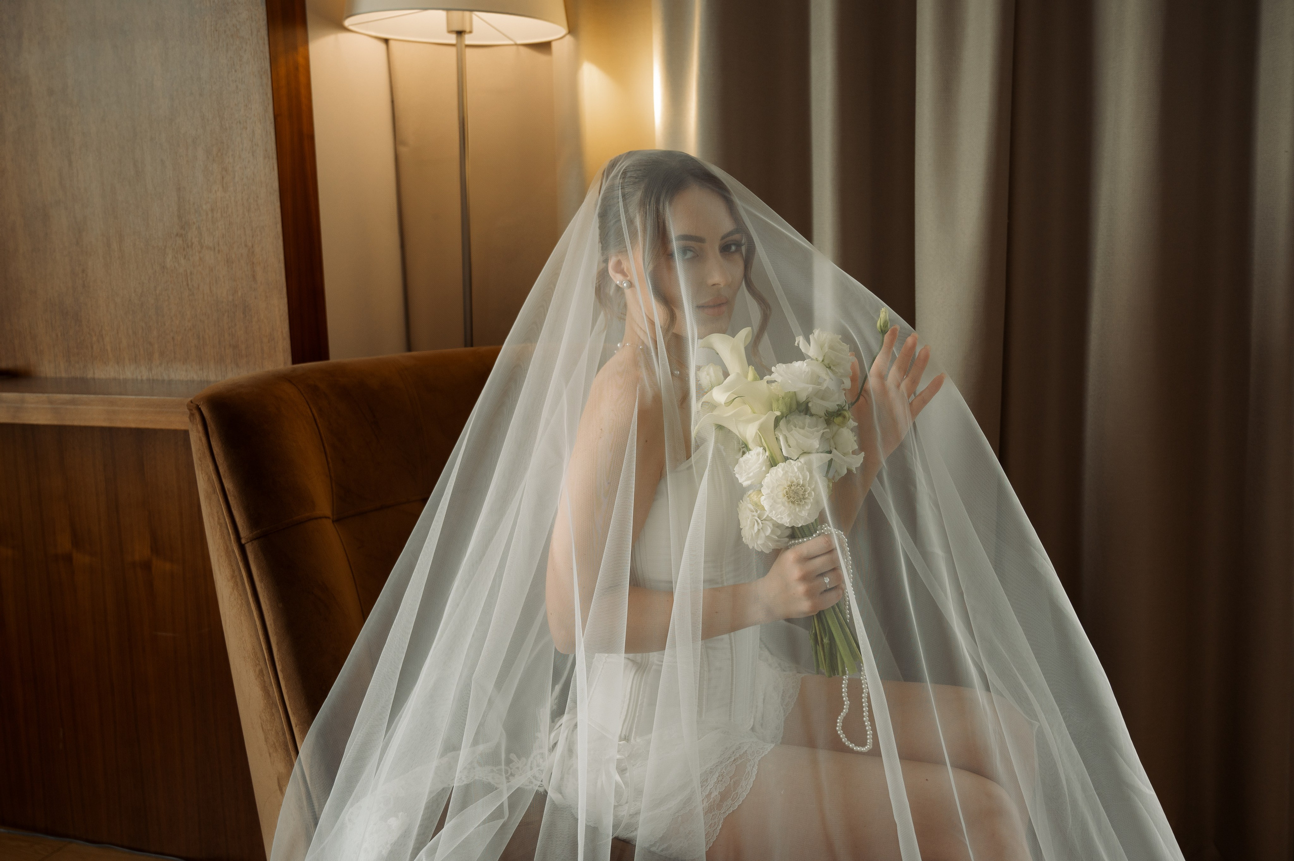 Свадьба (утро в отеле). Свадебный и семейный фотограф в Краснодаре Алина Мельник
