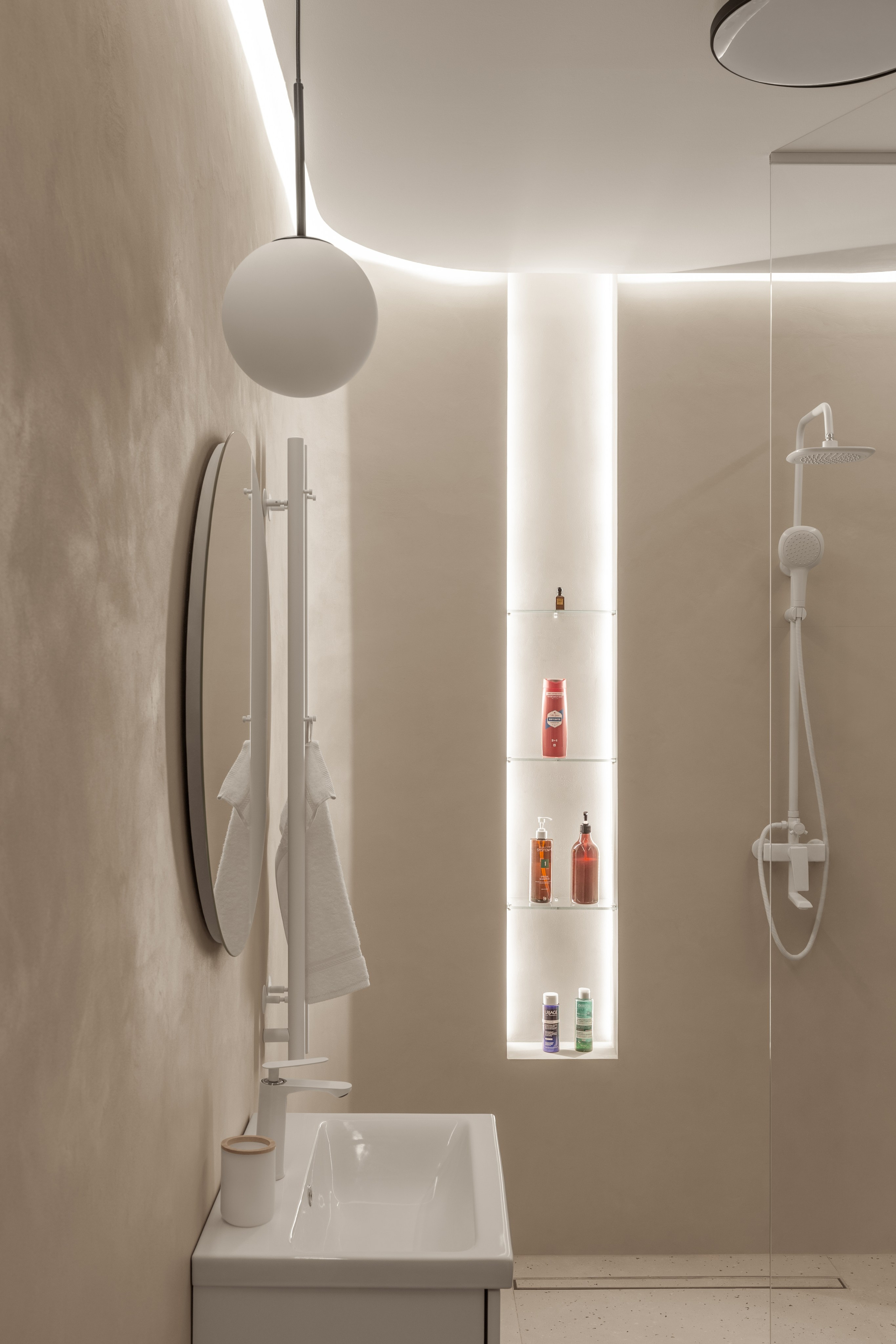 Профессиональная интерьерная фотография в Алматы, Астане и Казахстане, гостевой санузел в квартире.  