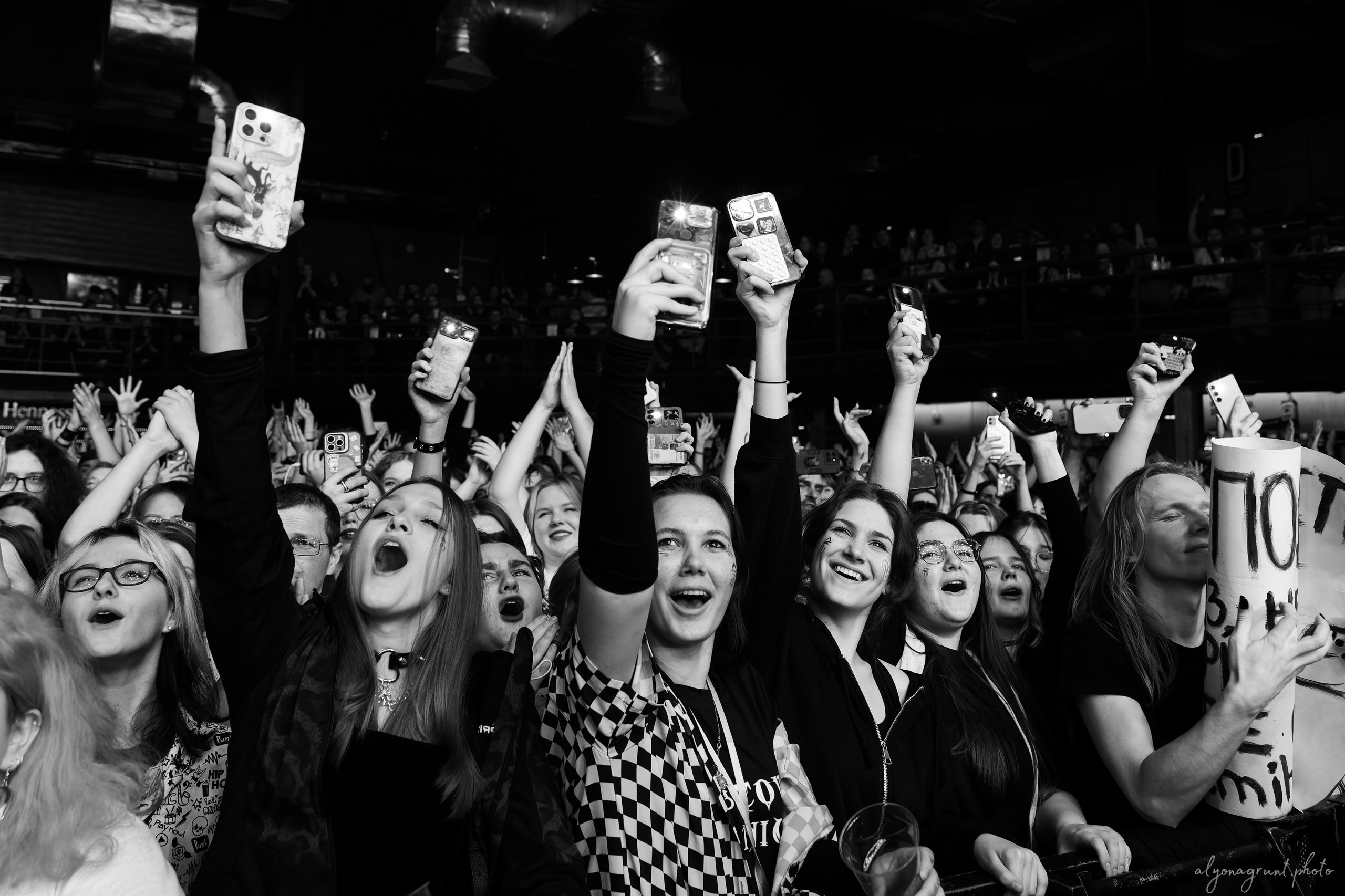 Концерт группы Дайте Танк (!), фоторепортаж СПб, А2, 21.03.2025. Алена Адрианова: фотограф в Санкт-Петербурге