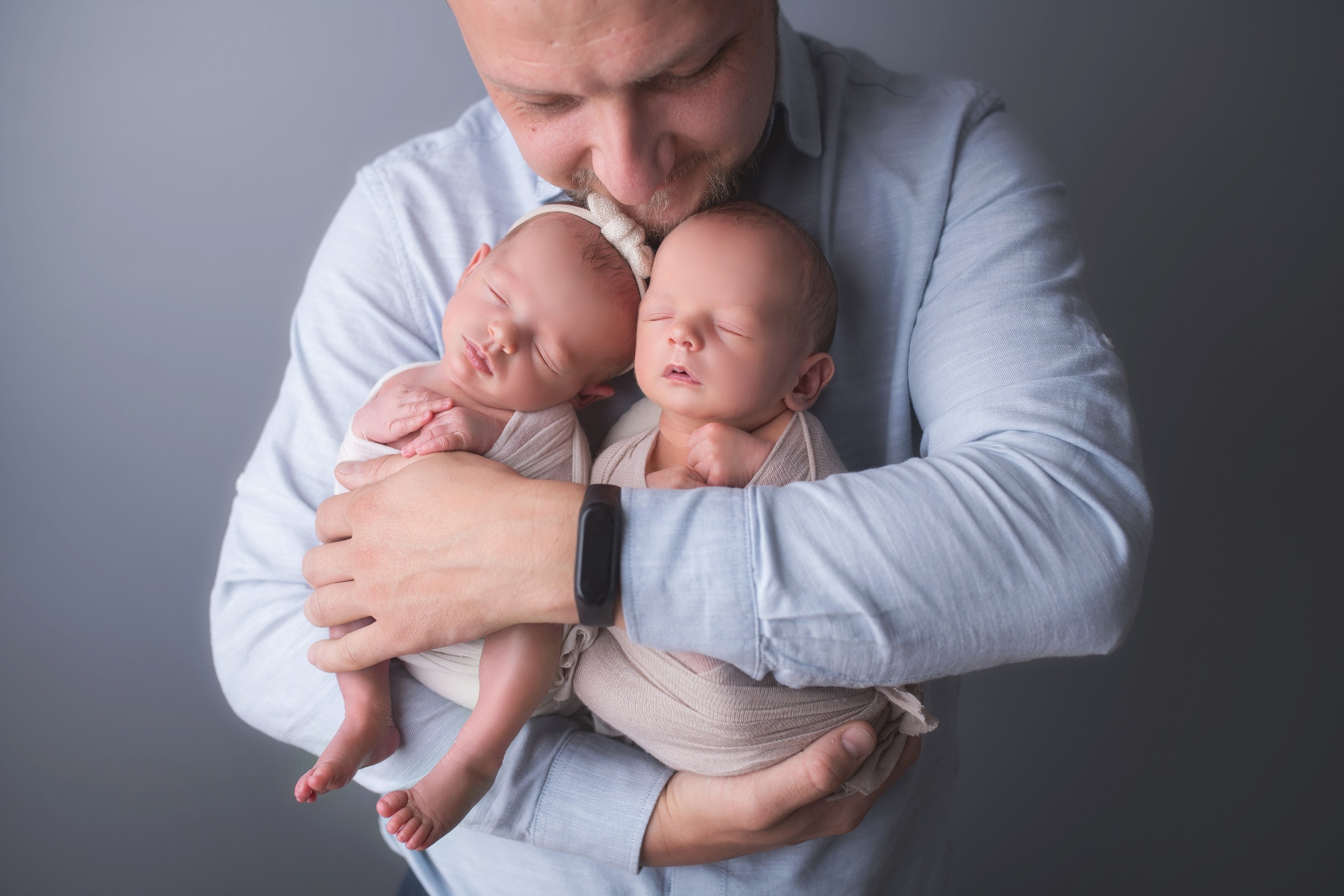 Двойня. Кобякова Мария. Фотограф новорождённых и детей до года город ИРКУТСК