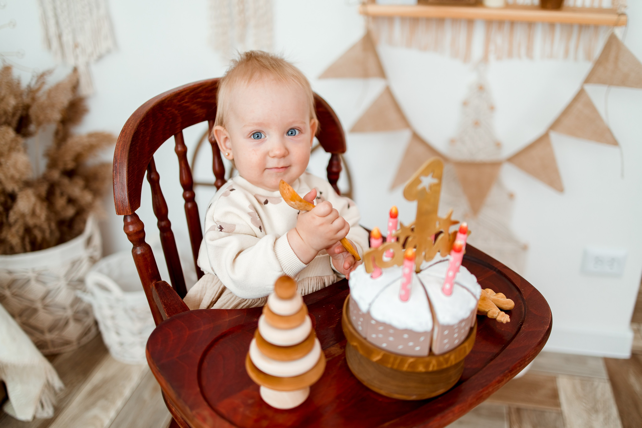 Есения, 1 годик. Семейный и детский фотограф в Железногорске Саламахо Ольга
