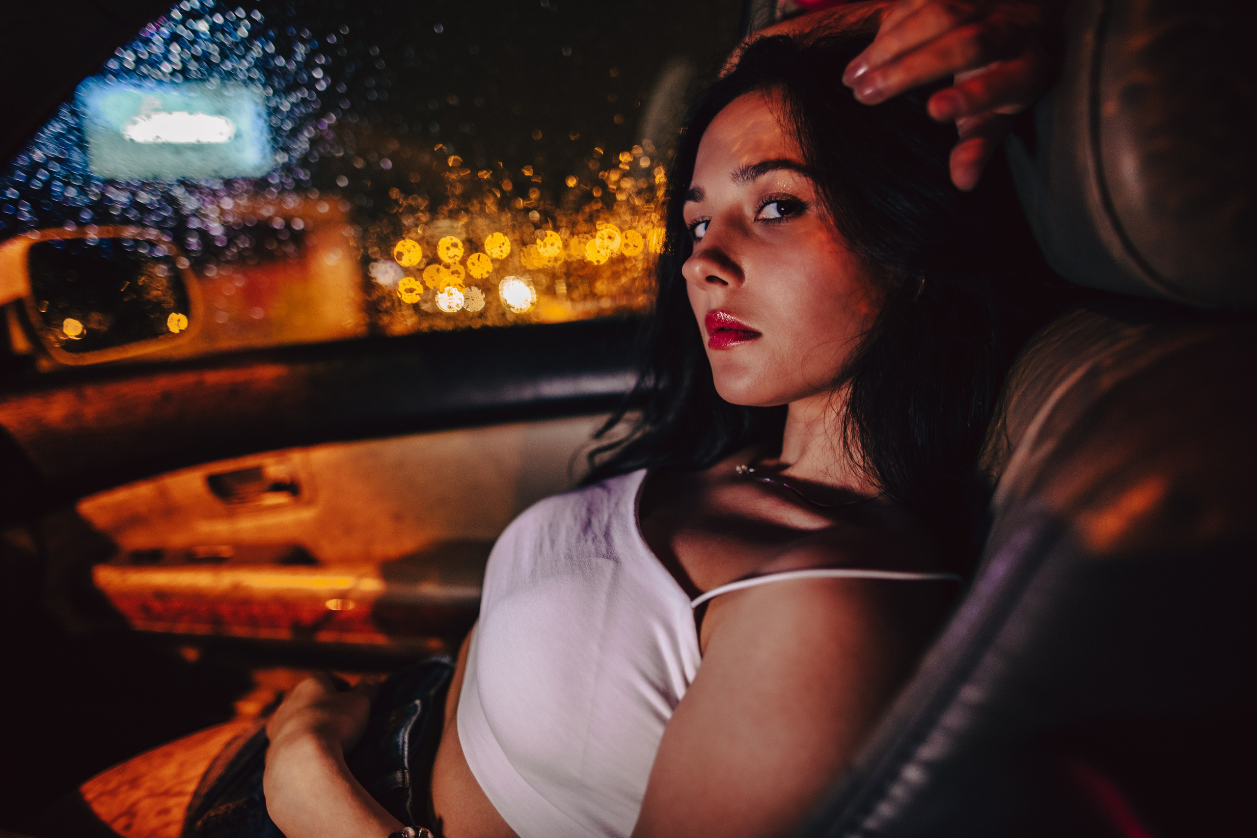 Фотосессии — Вайбы дождя 2024 — Проспект красоты. Твой ламповый фотограф