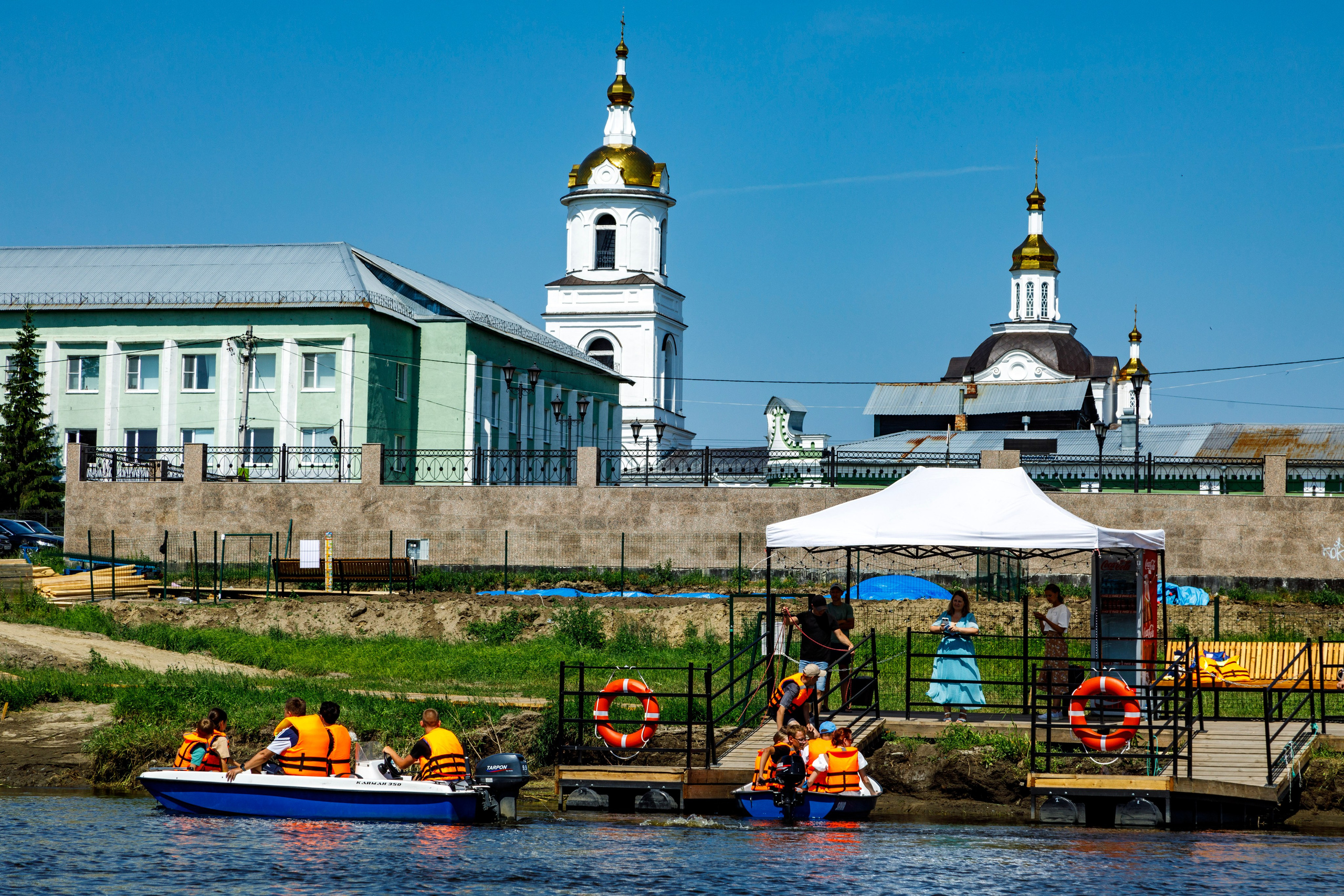 Прогулки по реке. Фотограф Андрей Гузеев