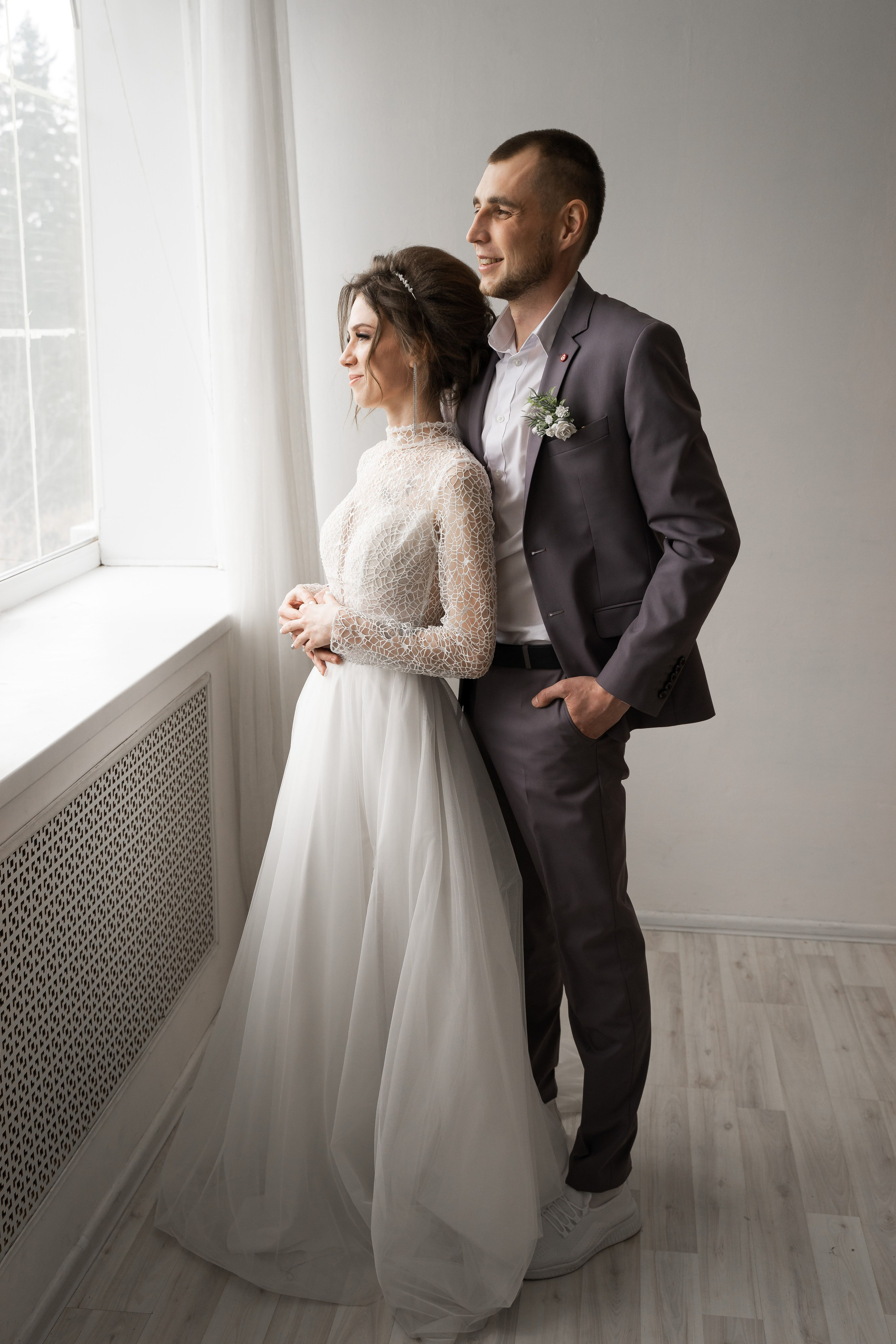 Съемка для молодожен в Новосибирске. Свадебный и семейный фотограф в Новосибирске Данил Коротких