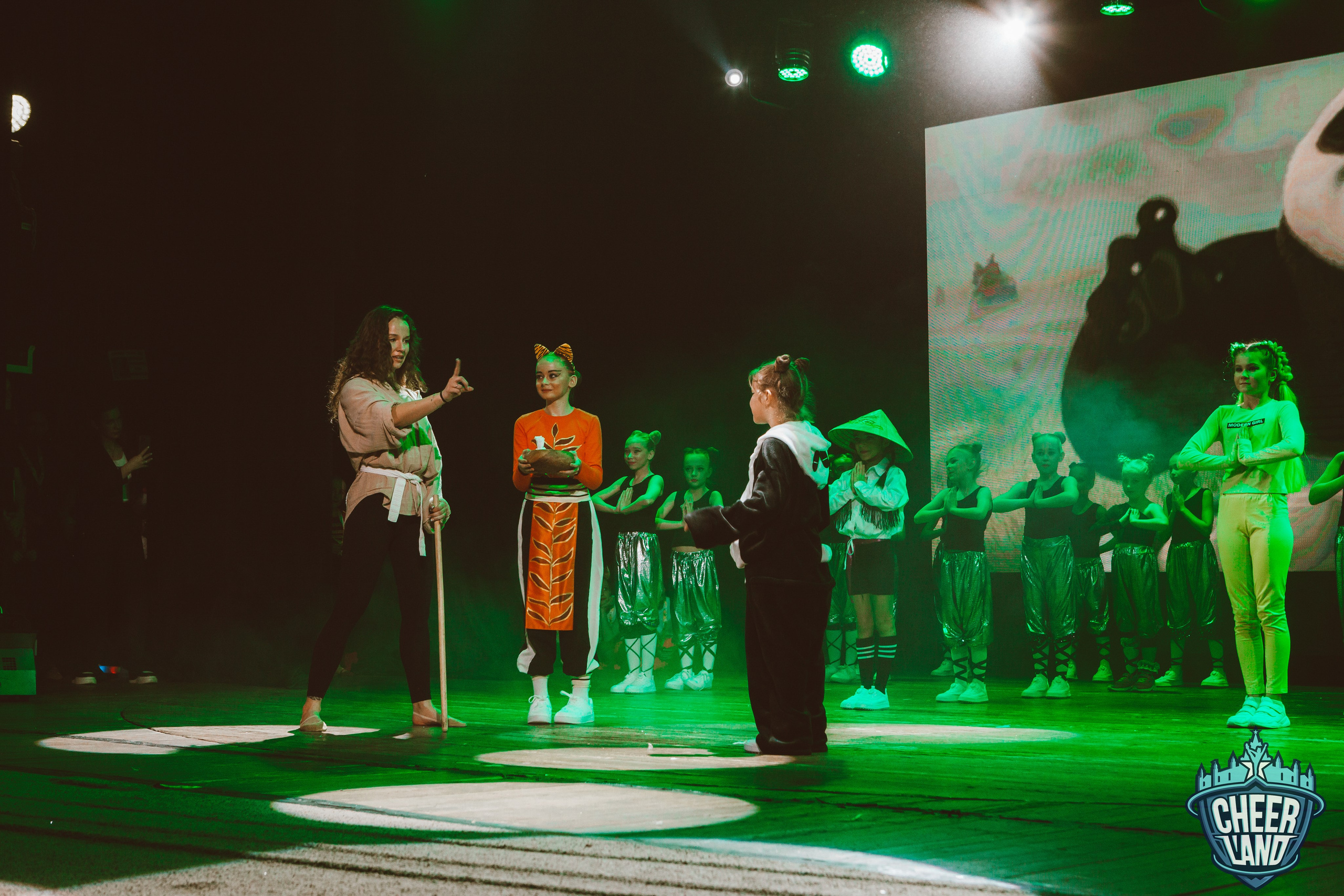 КОСМИЧЕСКОЕ НОВОГОДНЕЕ ПУТЕШЕСТВИЕ «CHEER LAND». Репортажный, семейный, свадебный, портретный фотограф