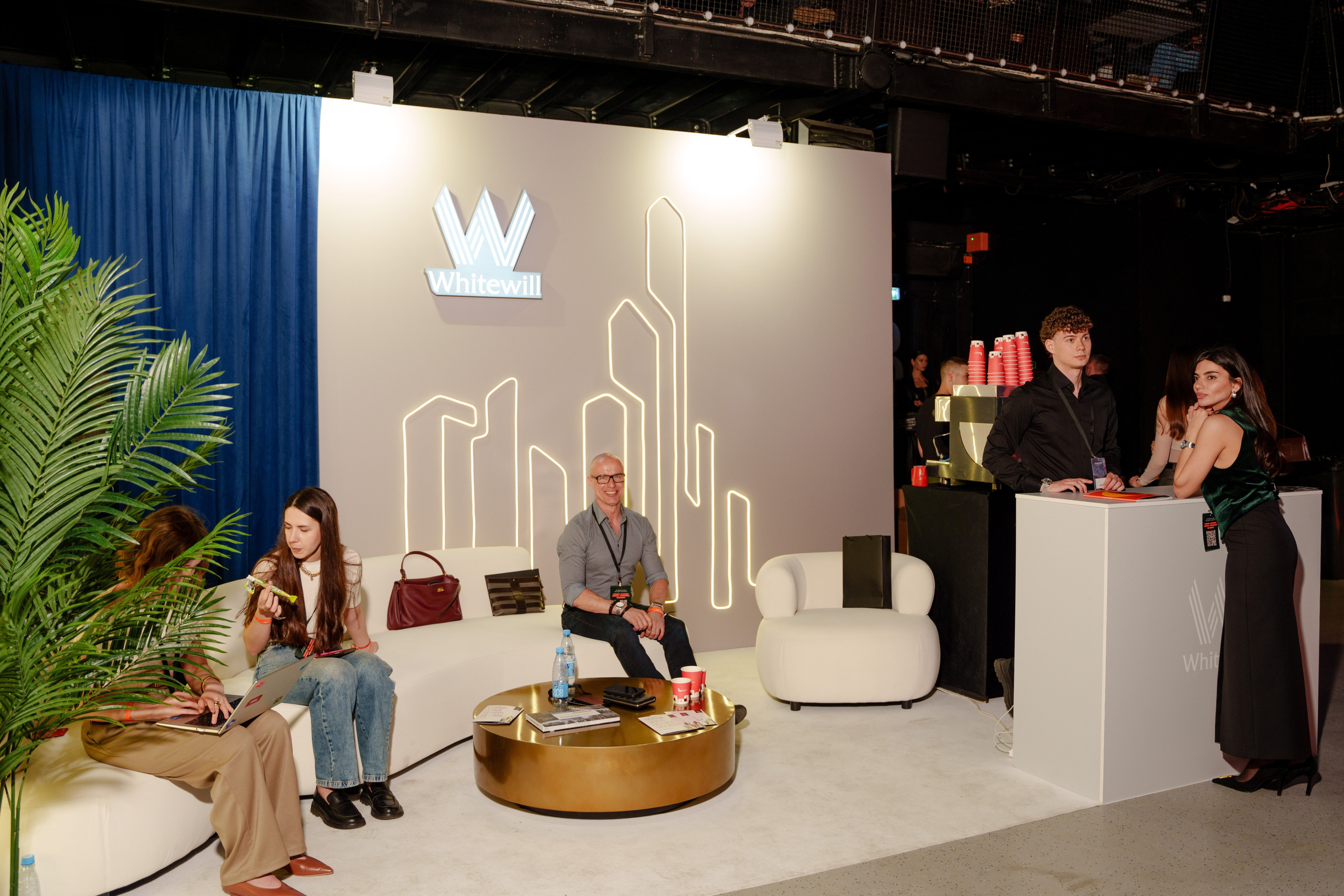 Фотограф на самую большую бизнес конференцию в России. Репортажный фотограф Москва Сергей Дружинин