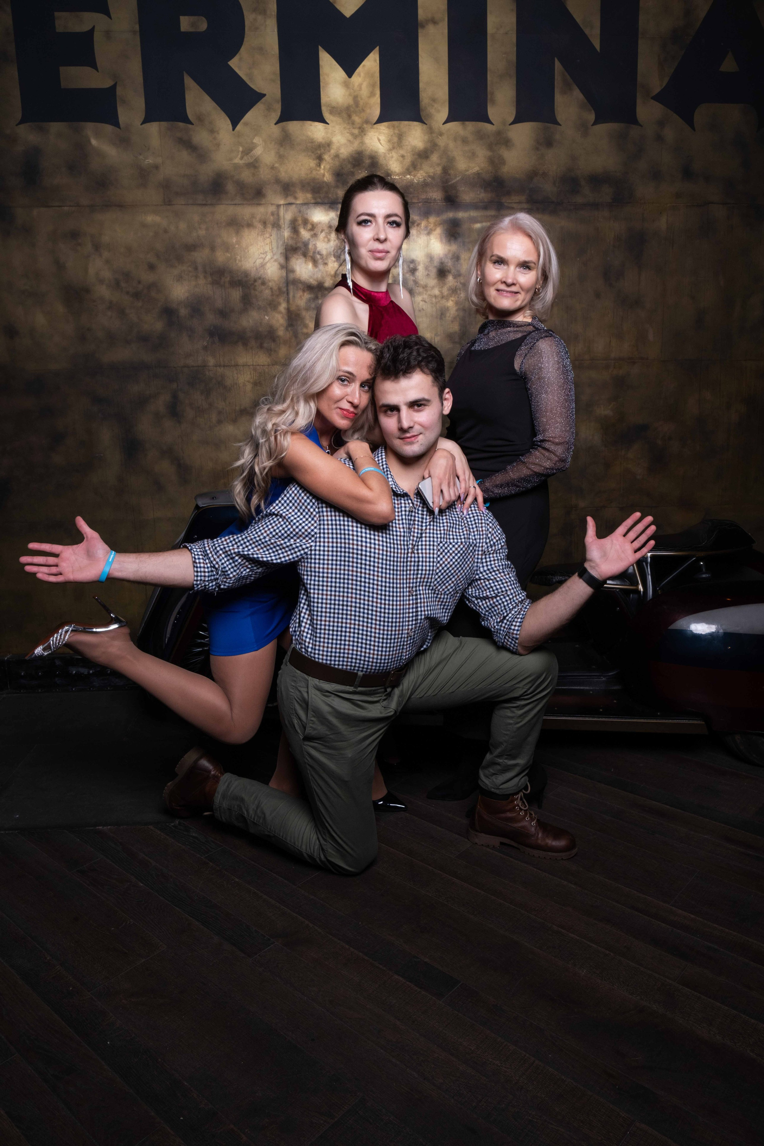 Альбом корпоратив. Фото тур