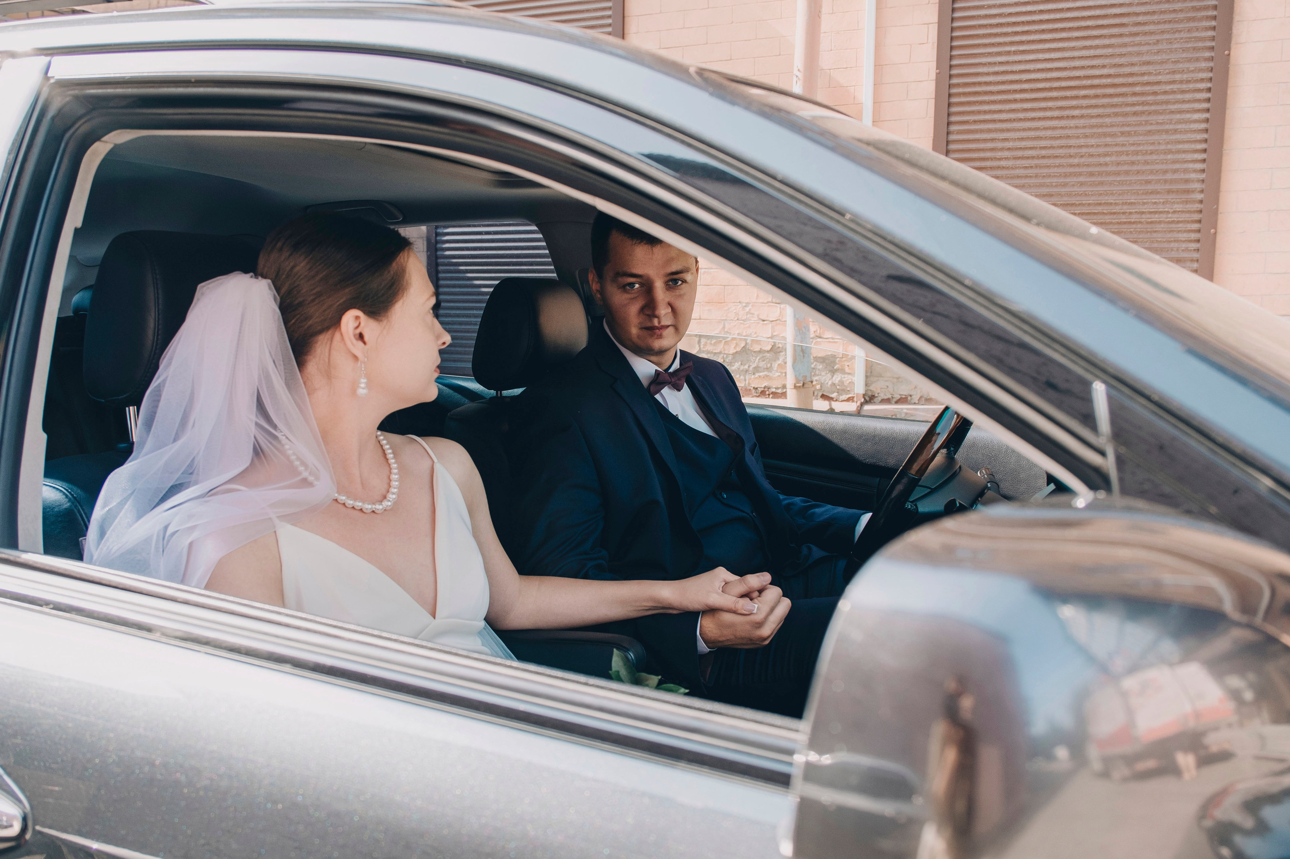 Свадебная прогулка в городе. Фотограф в Иркутске Анна Мирошникова