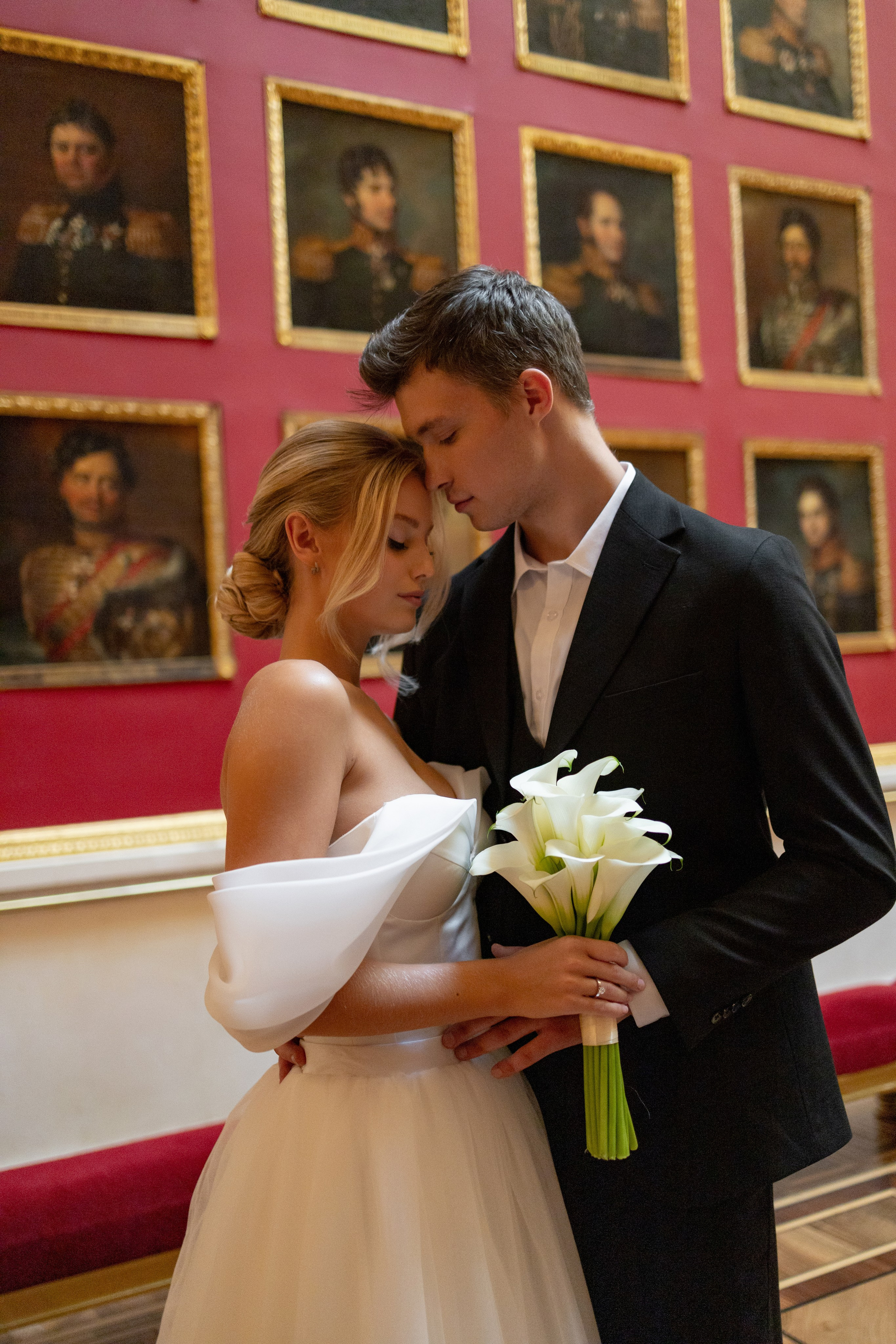 Свадьба в Эрмитаже. Семейный и портретный фотограф в Геленджике Любовь Бодрова