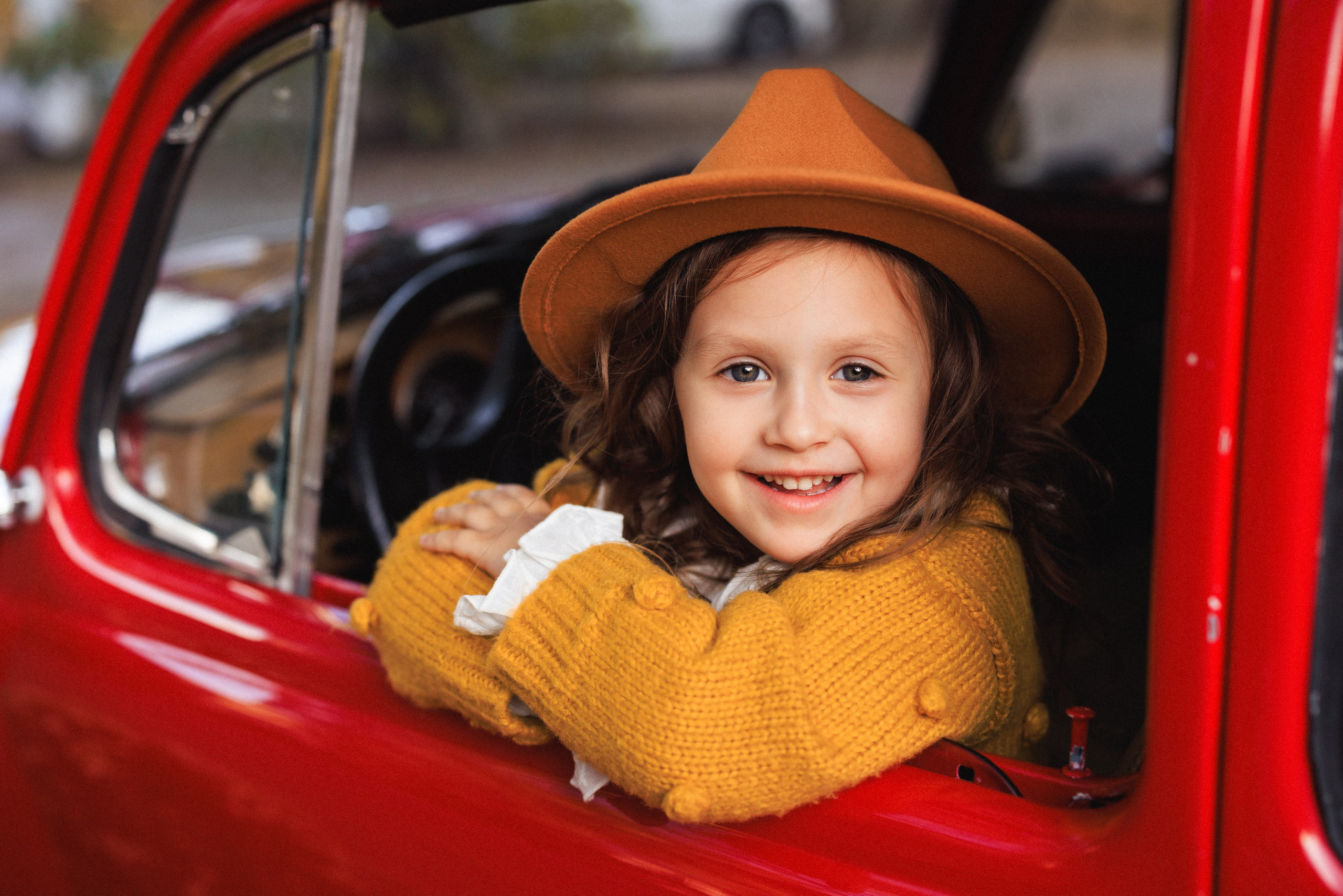Осенняя фотосессия с Ретро автомобилем в городе Краснодаре. Семейный и детский фотограф в Краснодаре Анна Трашкова