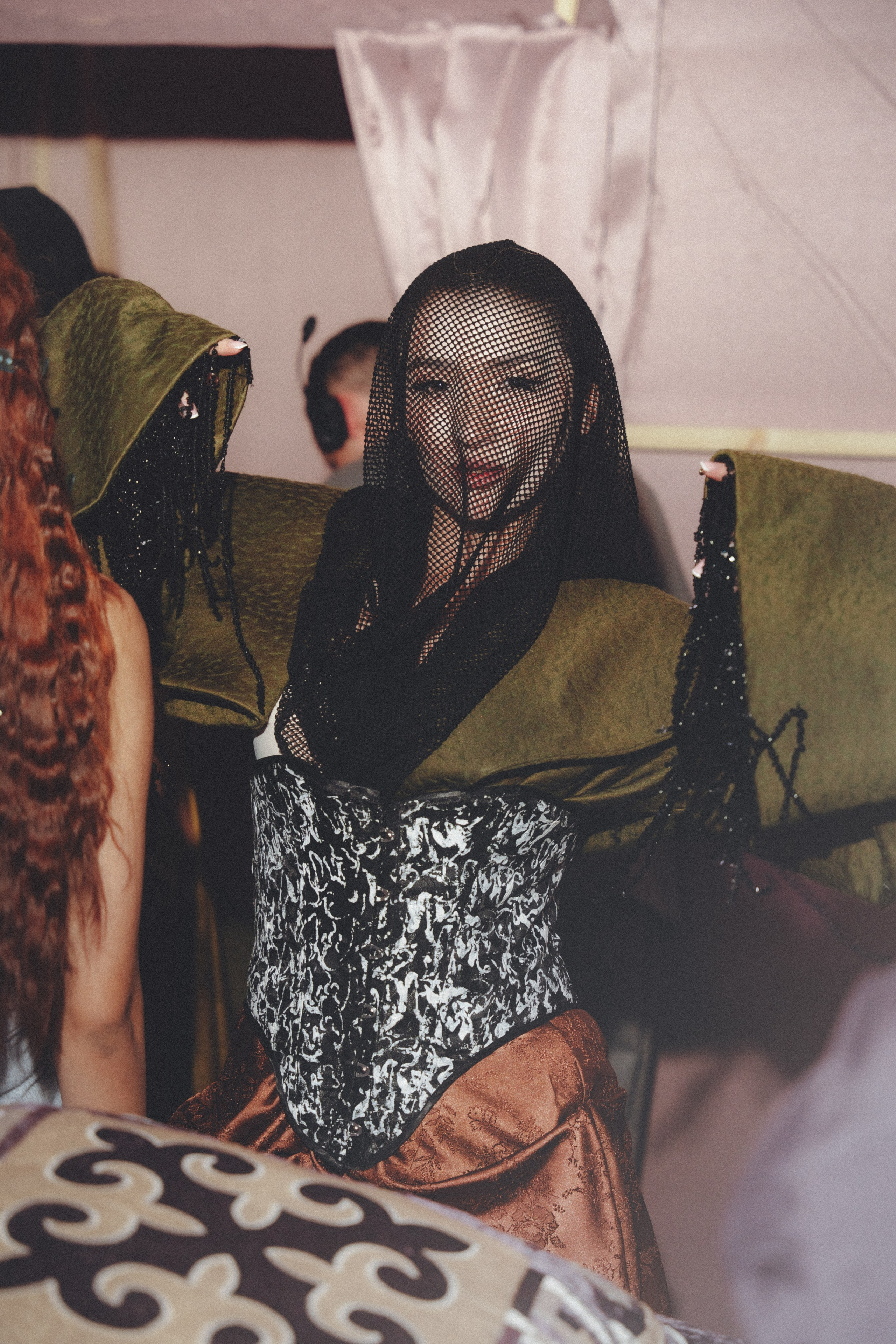 VISA FASHION WEEK ALMATY SS26 / BACKSTAGE ZONE