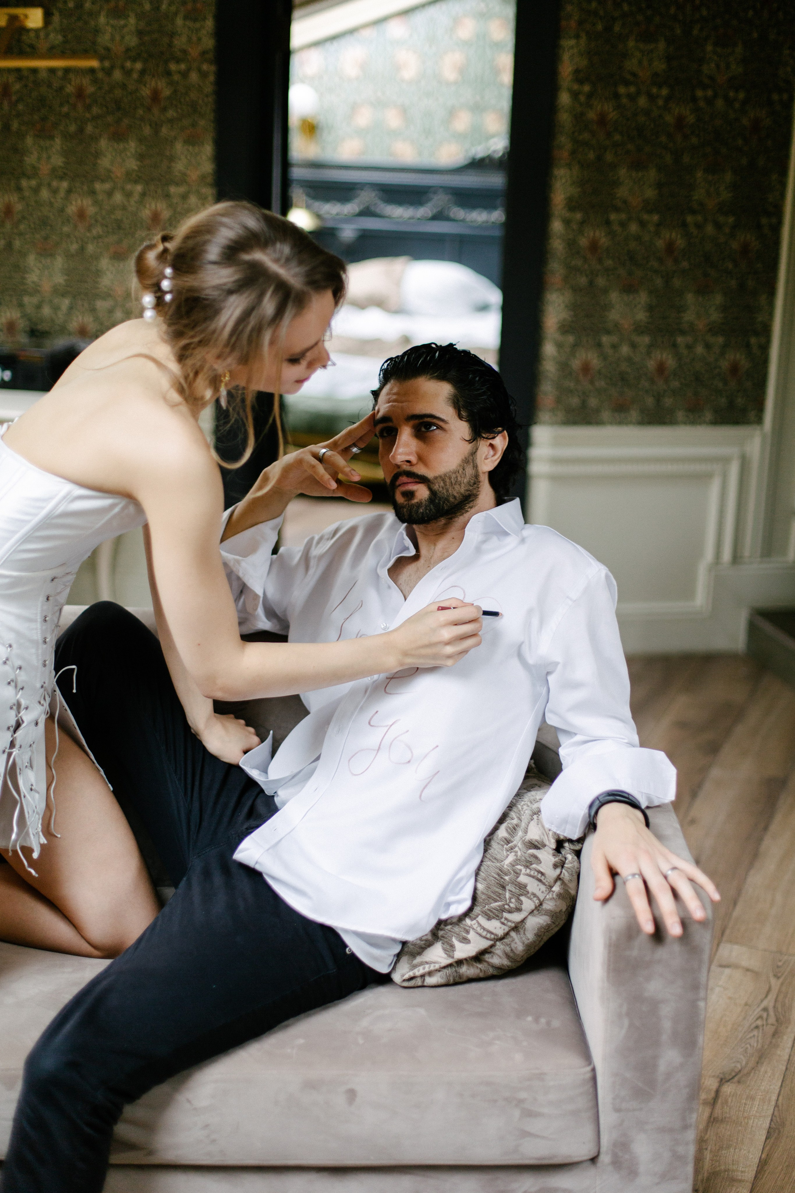 Свадебная фотосессия в бутик отеле Арбат 6, свадебный фотограф в Москве