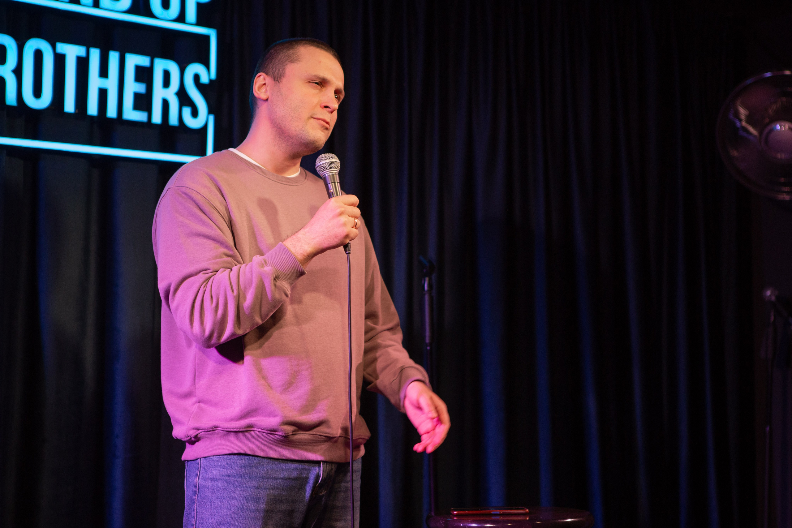 STAND UP. Репортажный фотограф Москва (детские праздники, квизы, концерты, дни рождения, свадьбы)