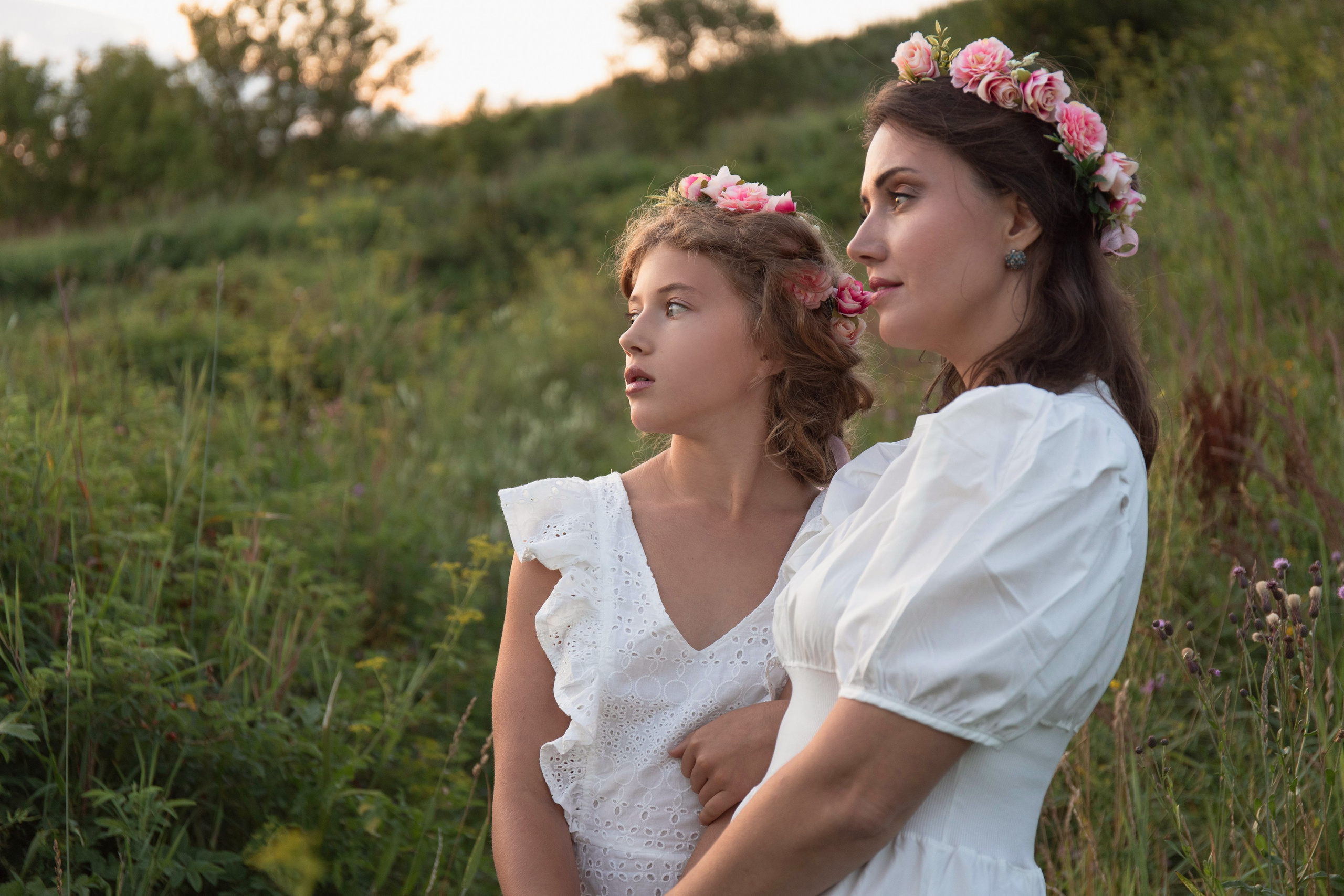 Оля и Арина. Главная