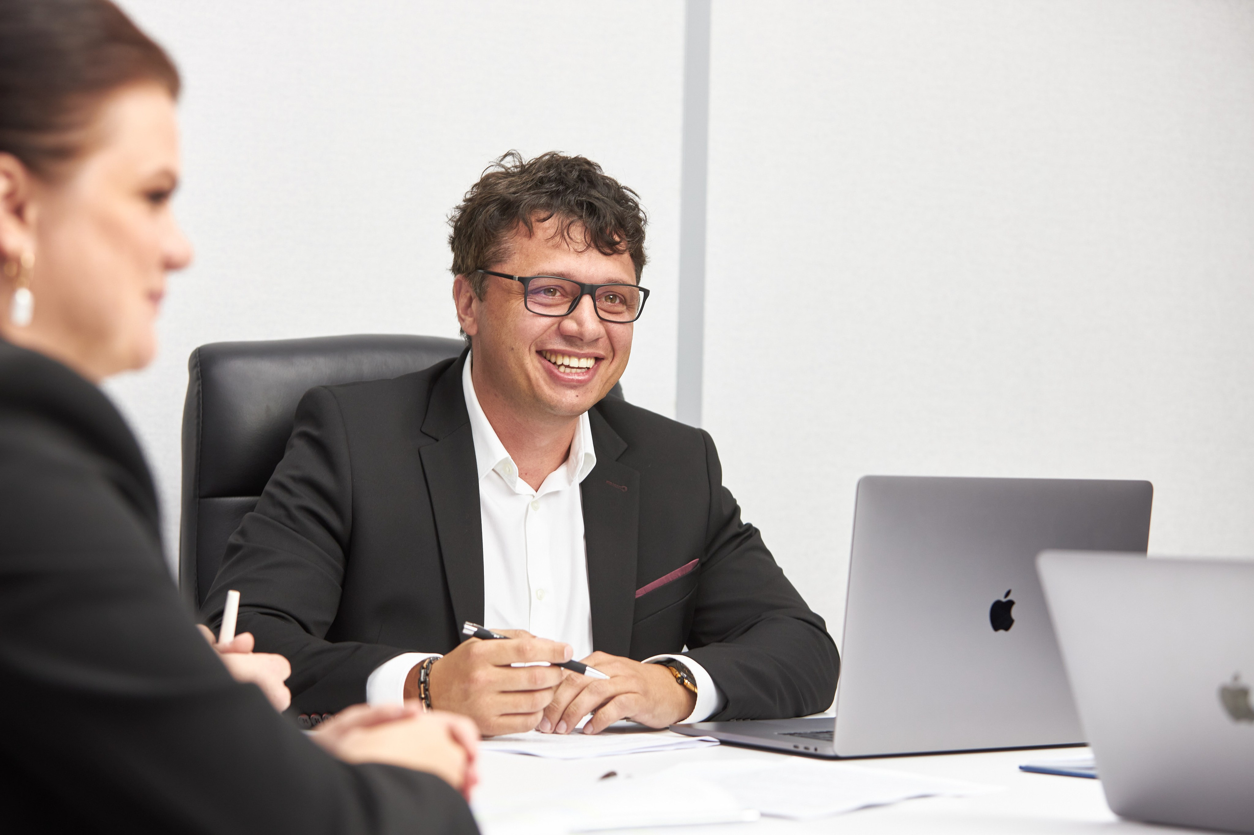 Портретная съёмка в Екатеринбурге. Предметная и рекламная фотография