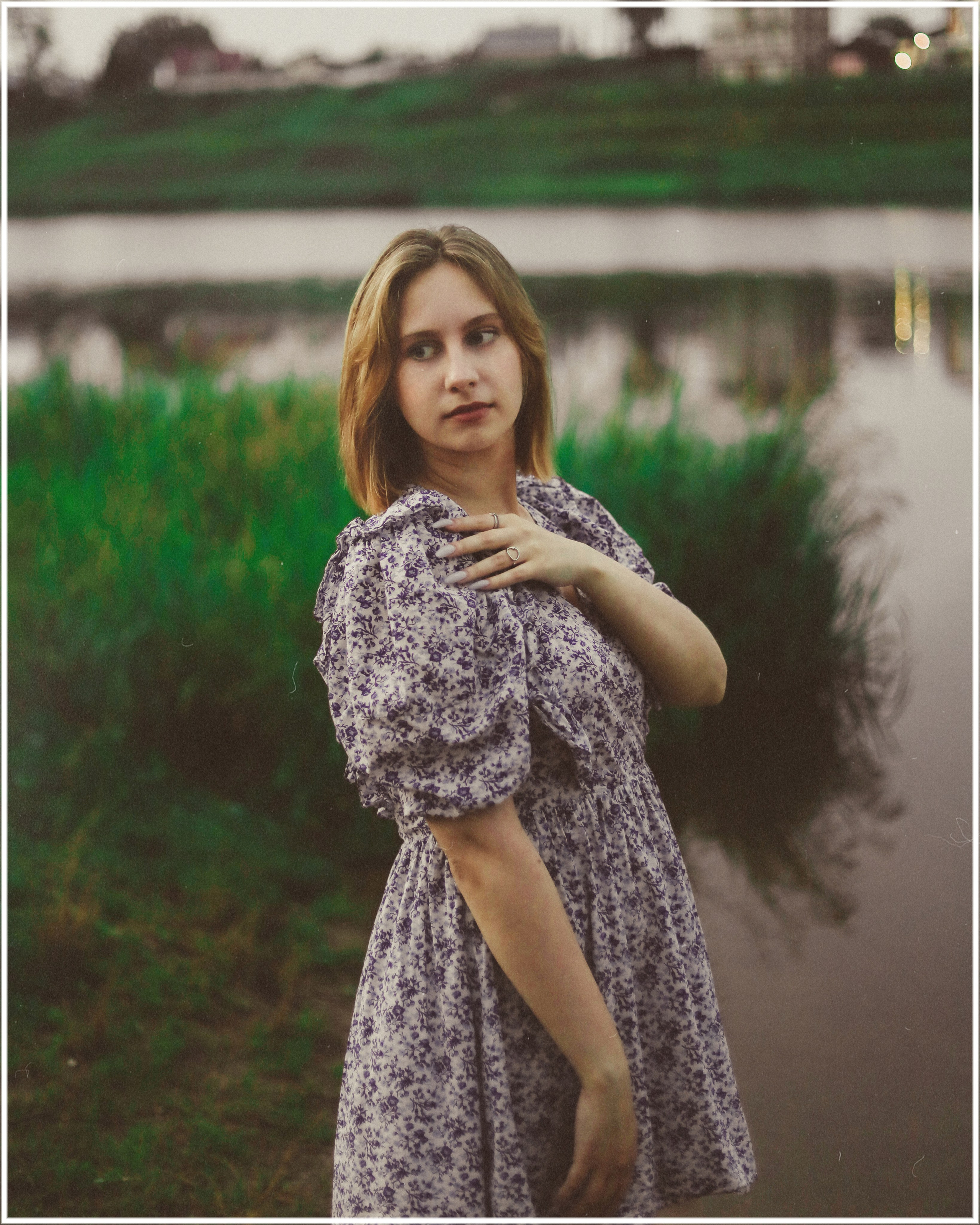 Without an umbrella. Sun Betty — кинофотограф Элизабет