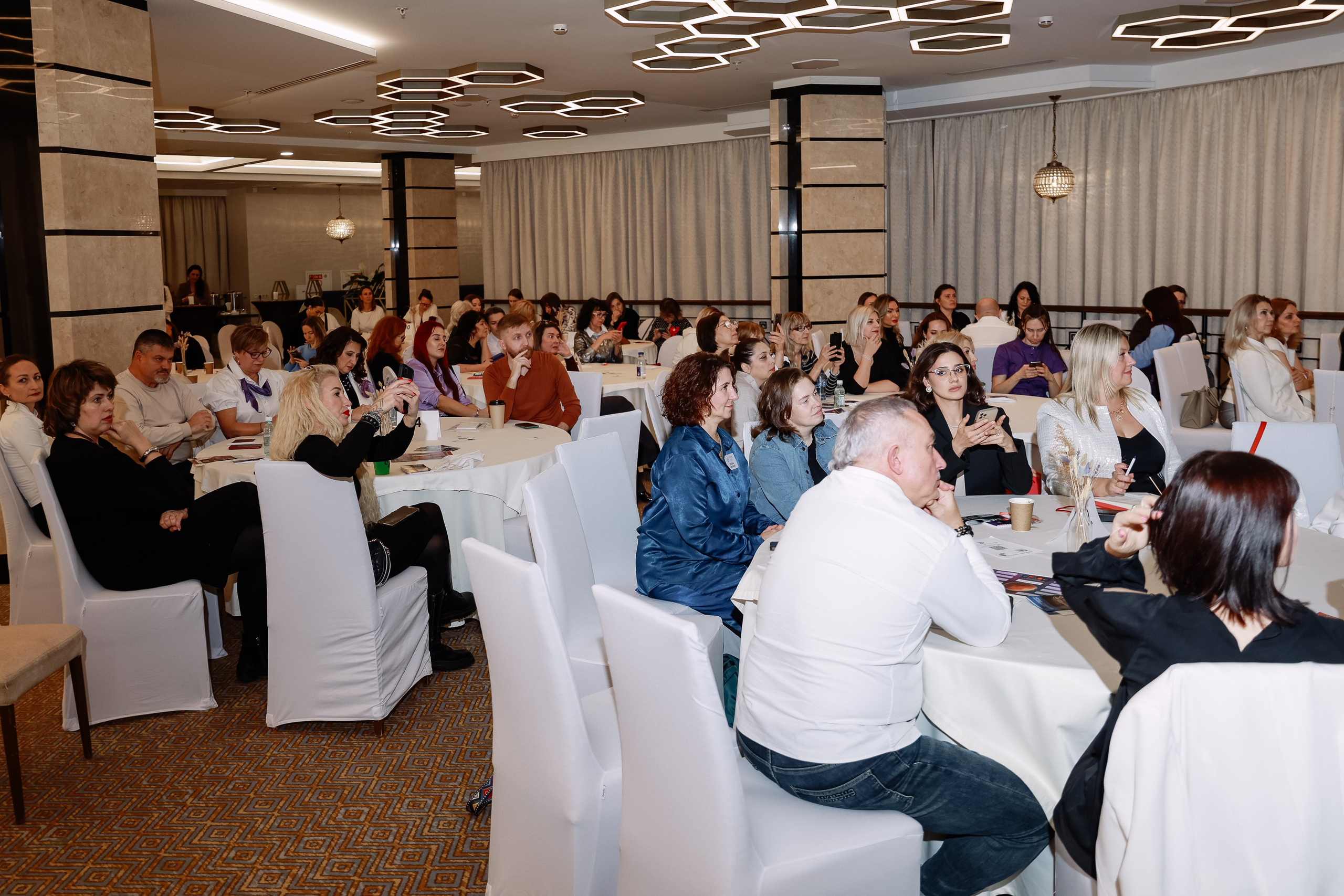 Форум SPACE в Мёде. Фотограф Юлия Мальцева