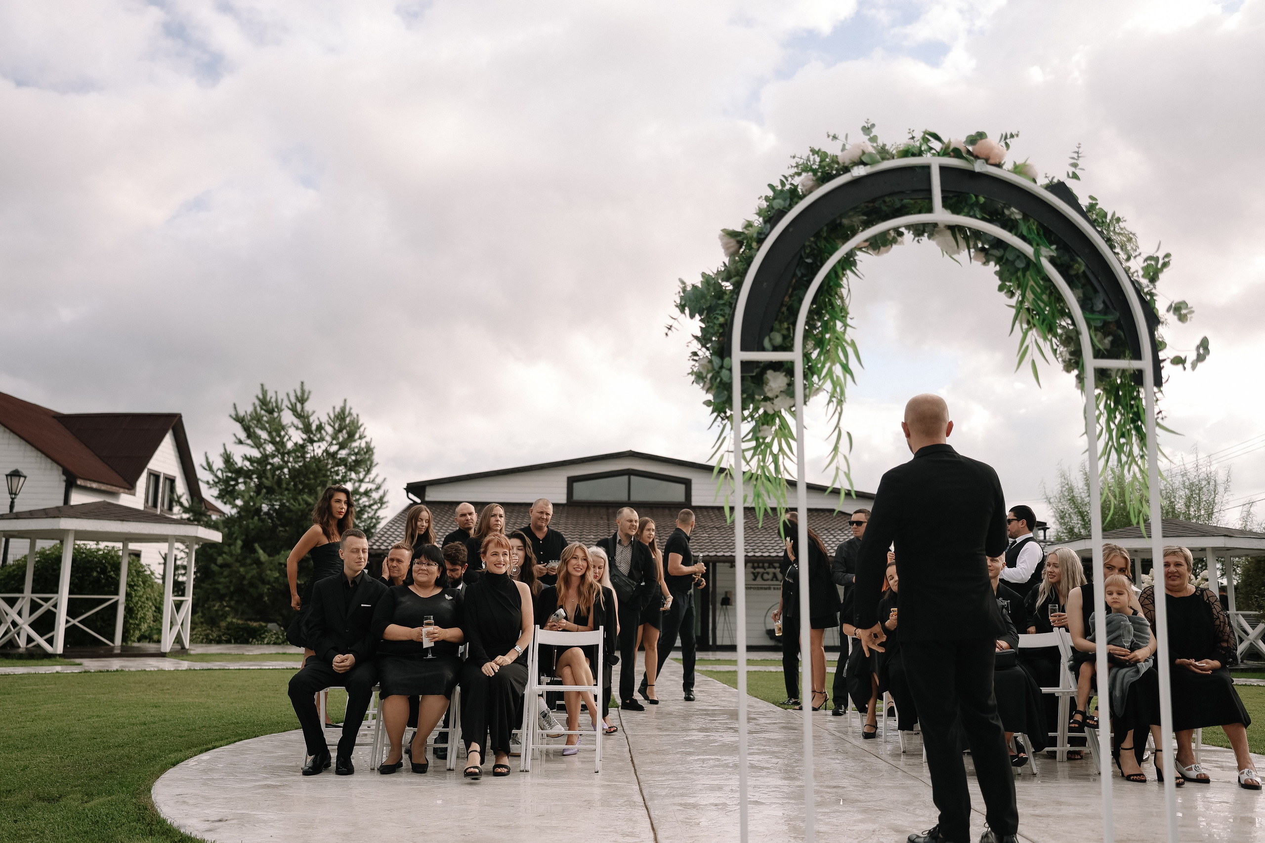 Игристая бусинка. Свадебный и семейный Фотограф Денис Кошель