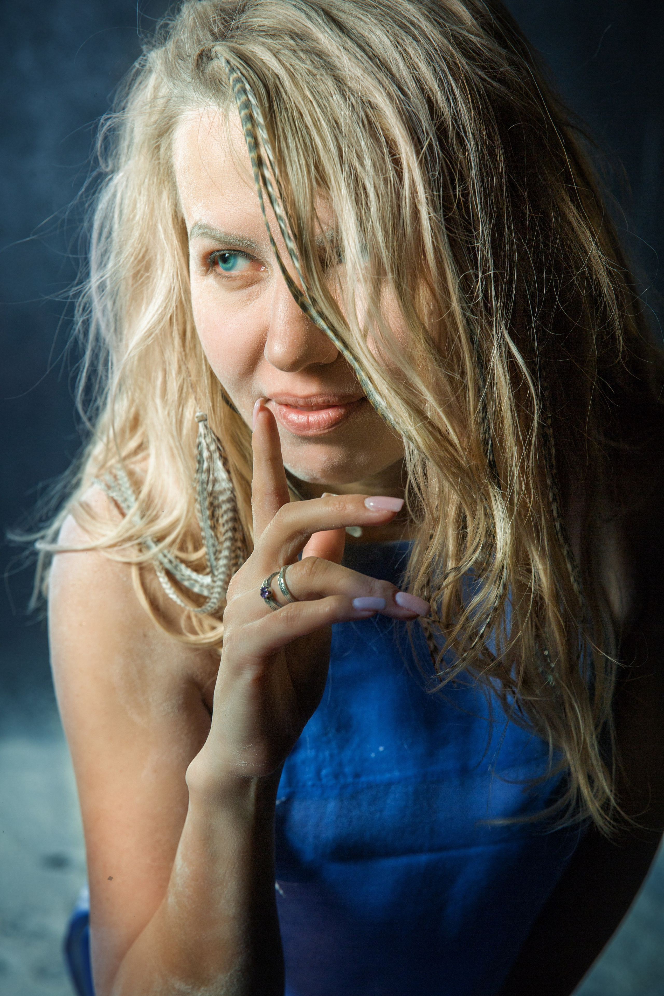 ЖЕНСКИЙ ПОРТРЕТ. Главная