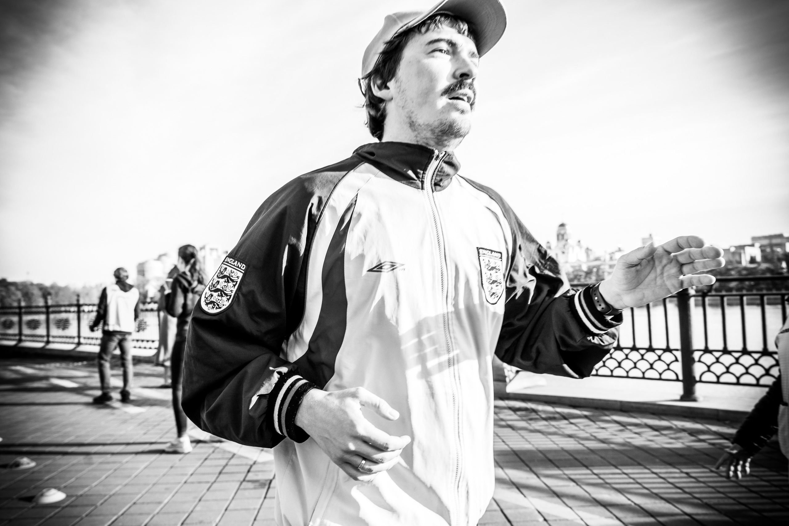 Слава где фотки?