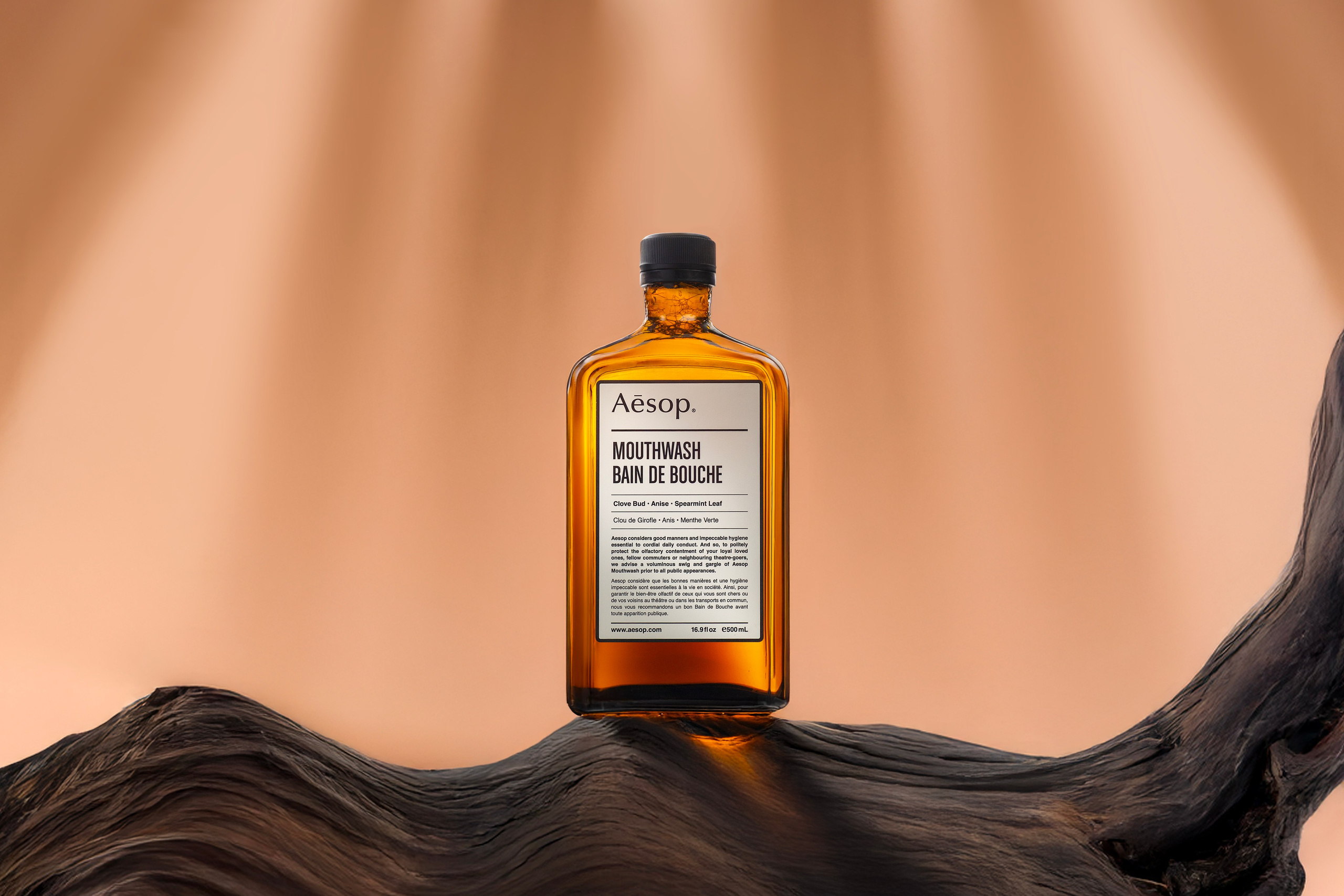 Предметный фотограф в Санкт-Петербурге Иван Сапрыкин