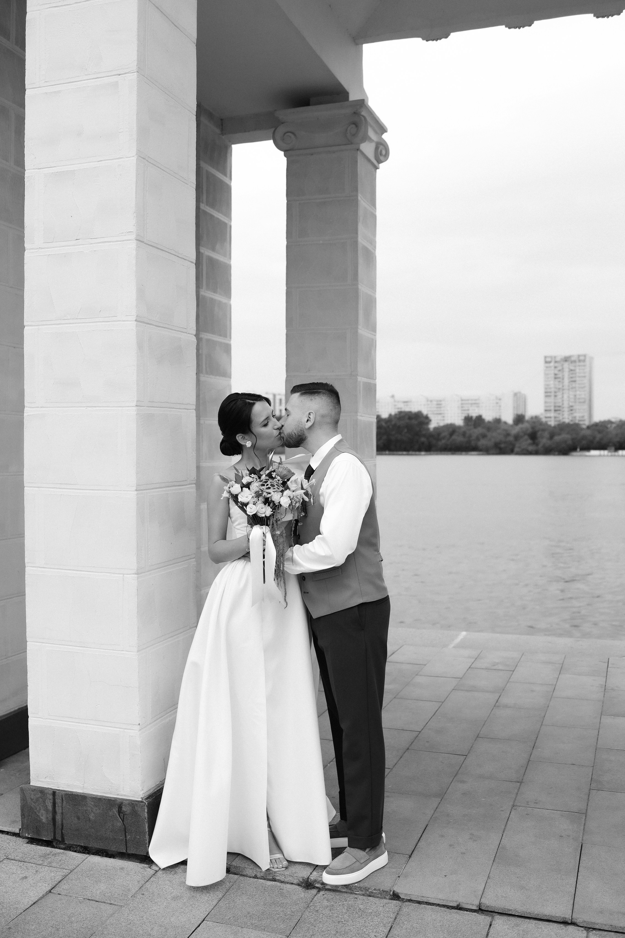 Е. +  П. С утренних сборов и до торта. Семейный и lovestory фотограф в Москве Светлана Коняхина