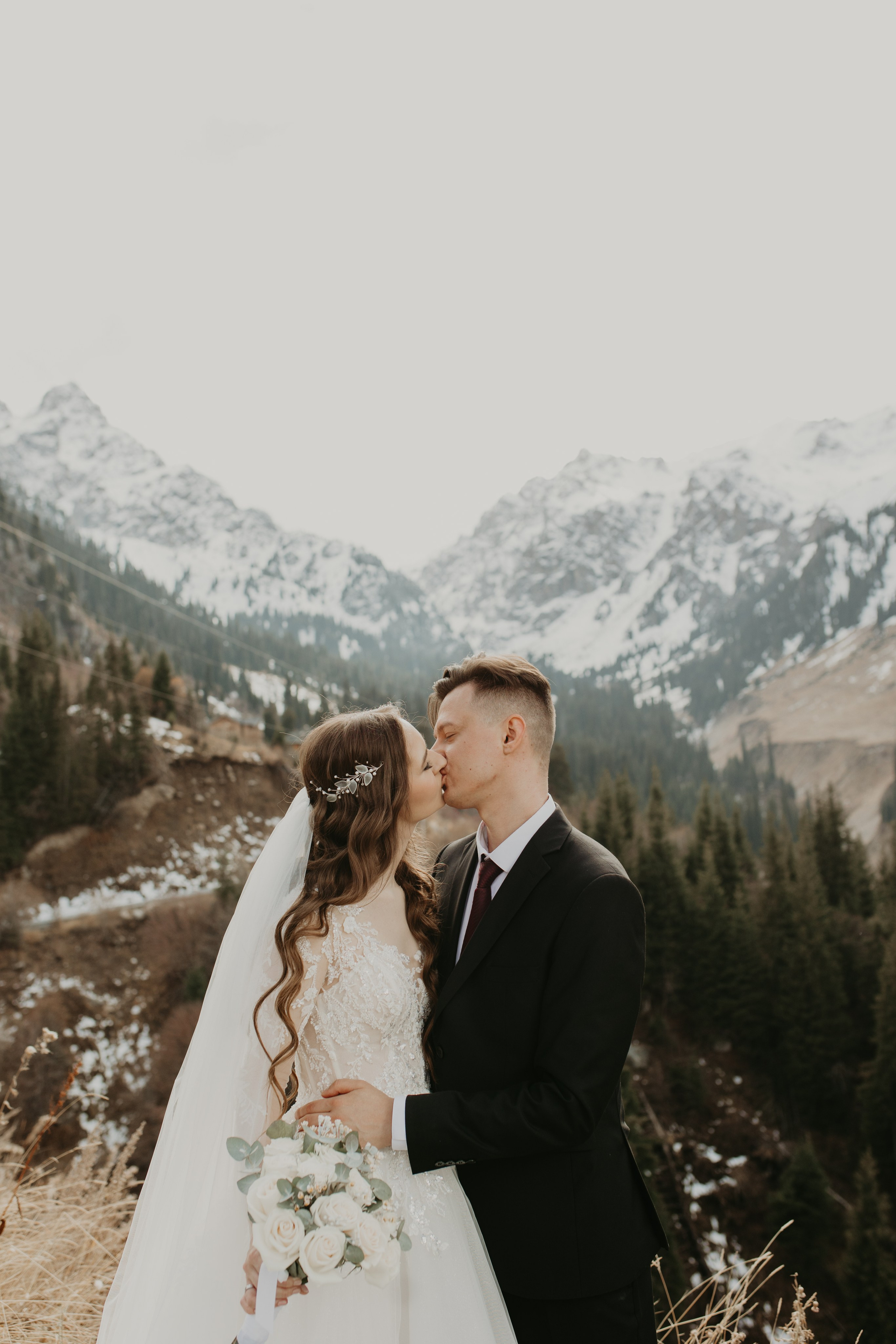 Wedding. Свадебный и семейный фотограф в Алматы Laura Dosmann