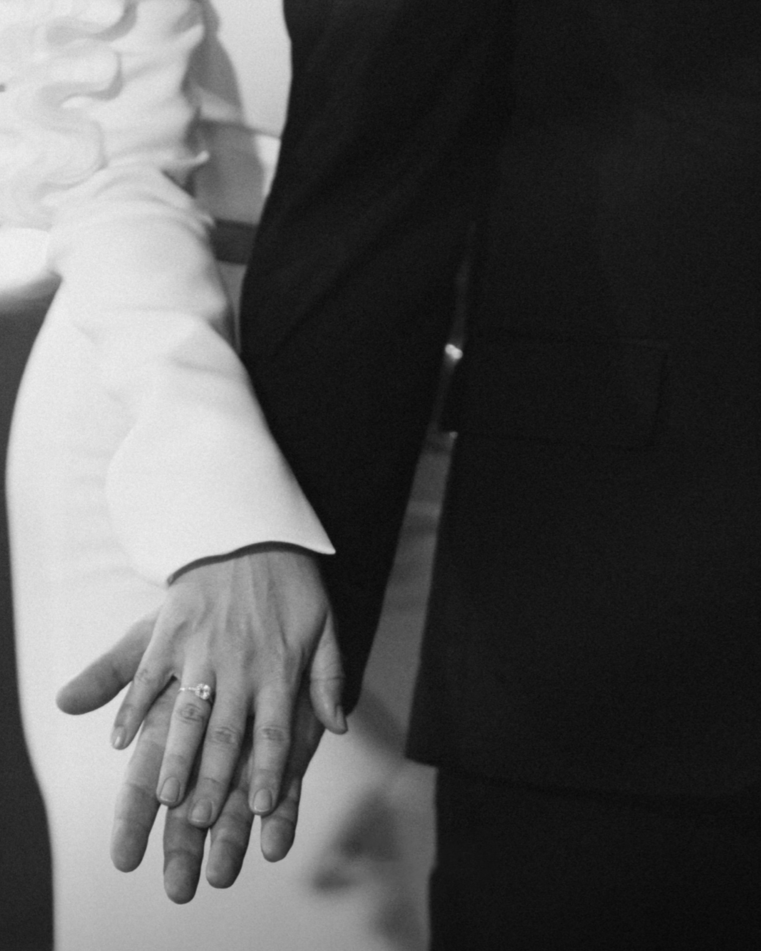 1. Свадебный фотограф @alexandradmitrievaph