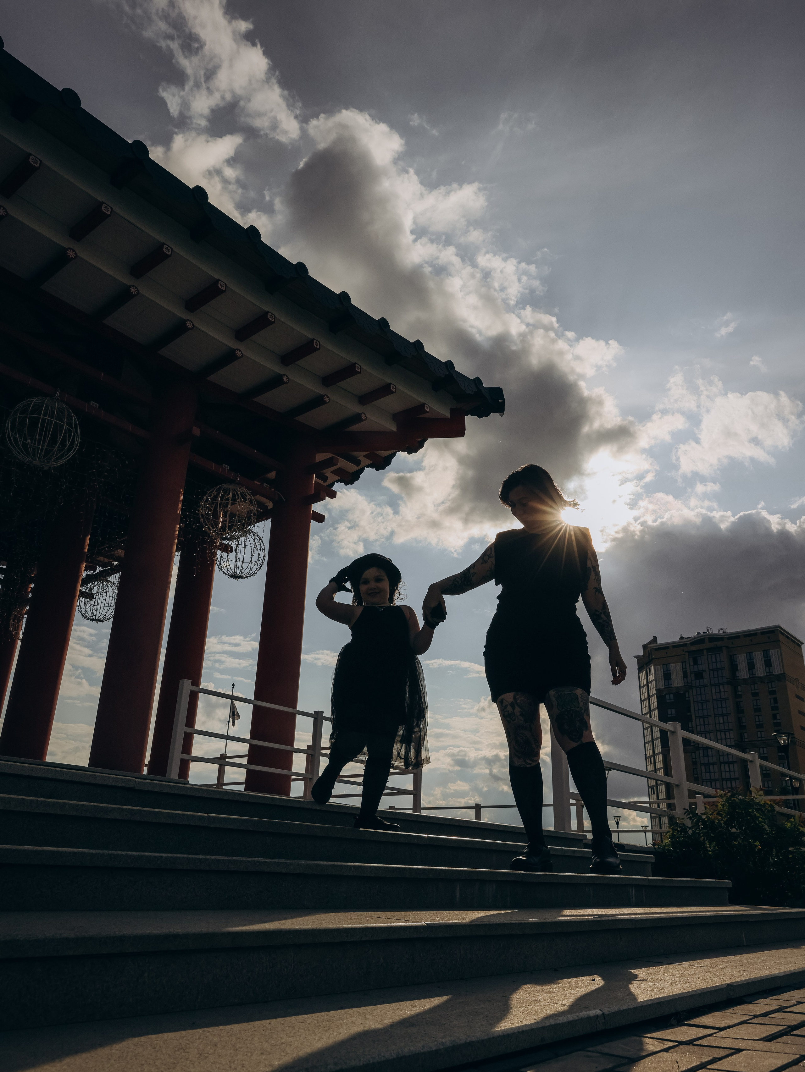 Семья в черном. Мультифотограф Динара Ахмедзянова