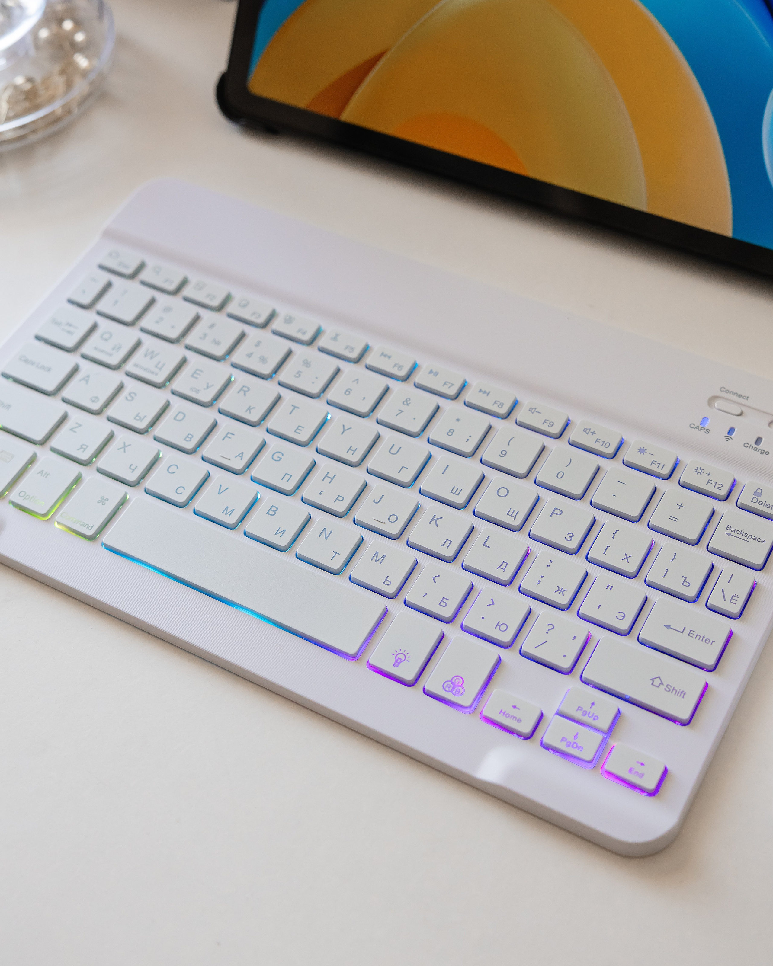 WB: Клавиатуры и чехлы. Фотограф и видеограф в Улан-Удэ: Аюна Габагуева и Артём Шаханов