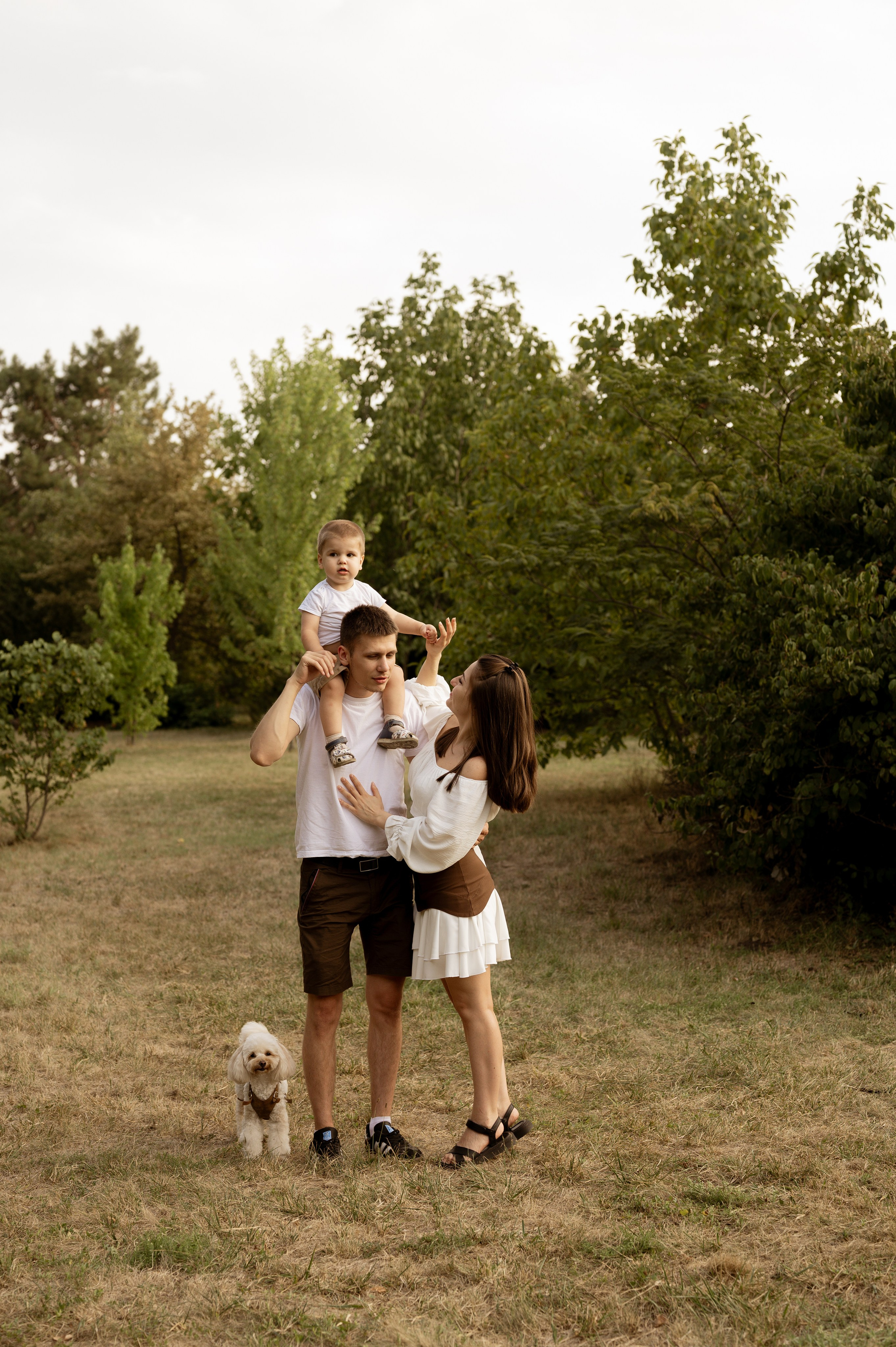 Летняя семейная фотосессия в парке. Свадебный и семейный фотограф в Краснодаре Алина Мельник