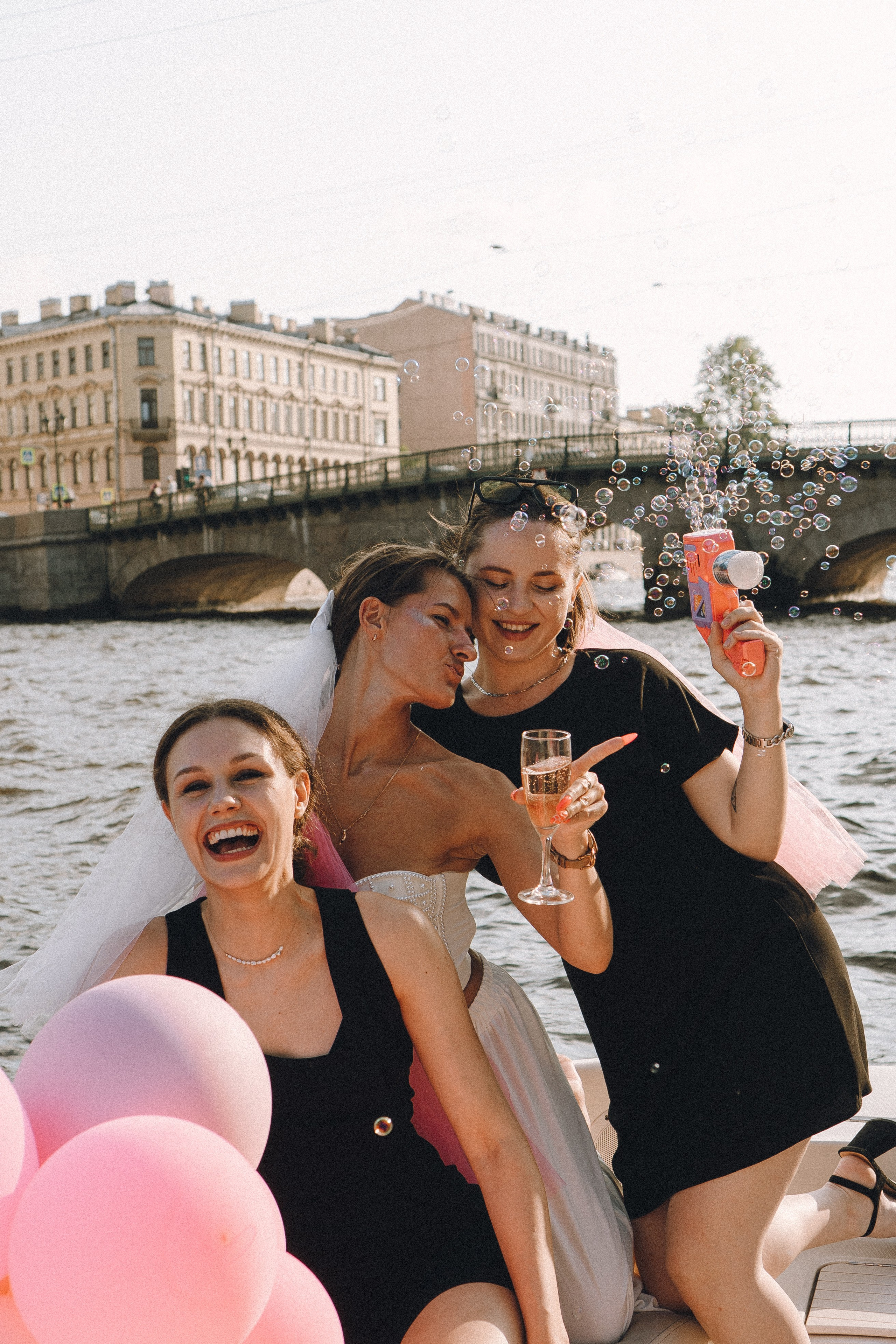 ДЕВИЧНИК НА КАТЕРЕ. Профессиональный фотограф, Санкт-Петербург — Виктория Богомолова