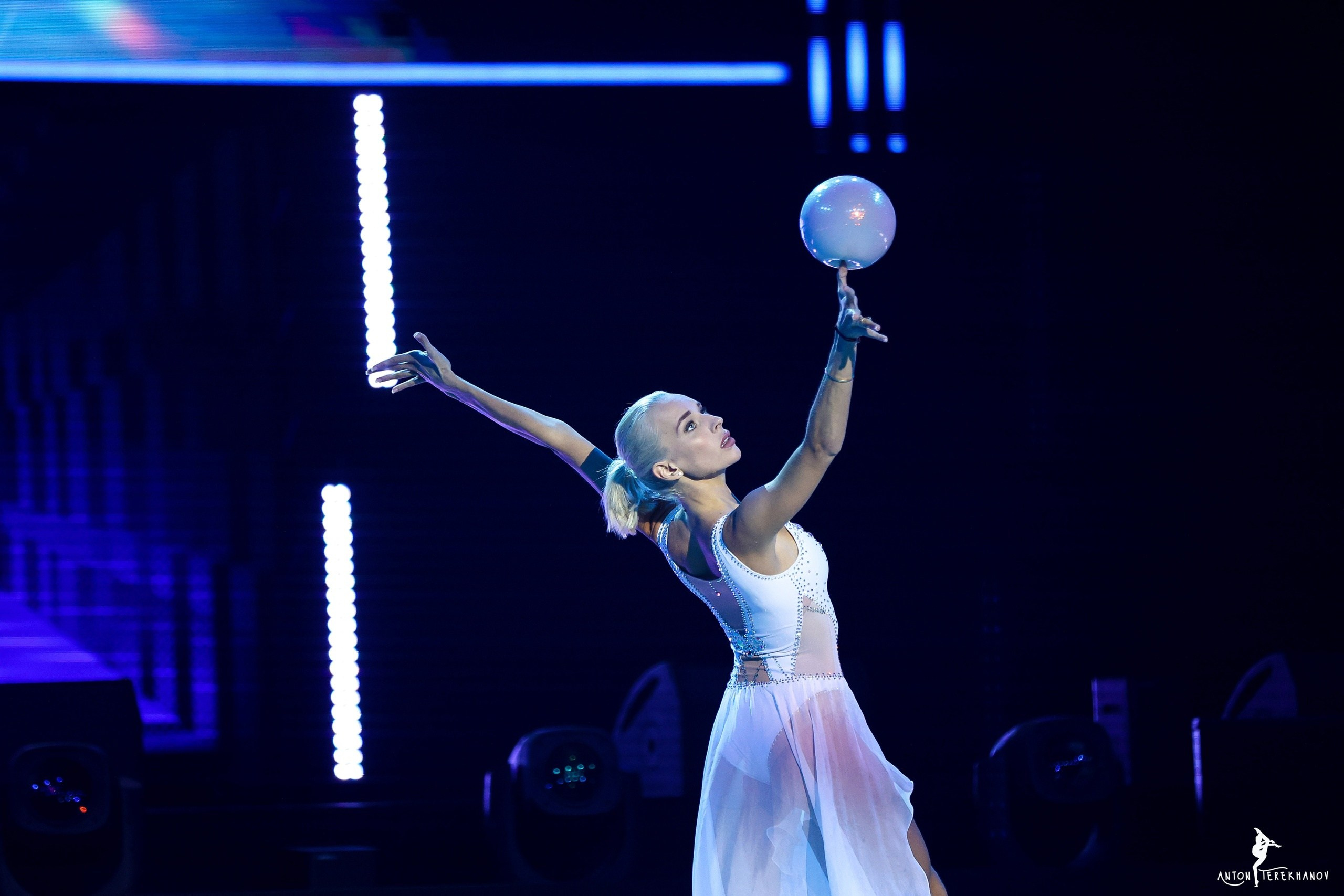 «Восхождение» шоу Светланы Хоркиной 28-29.05.2022. Спортивный и репортажный фотограф Антон Тереханов