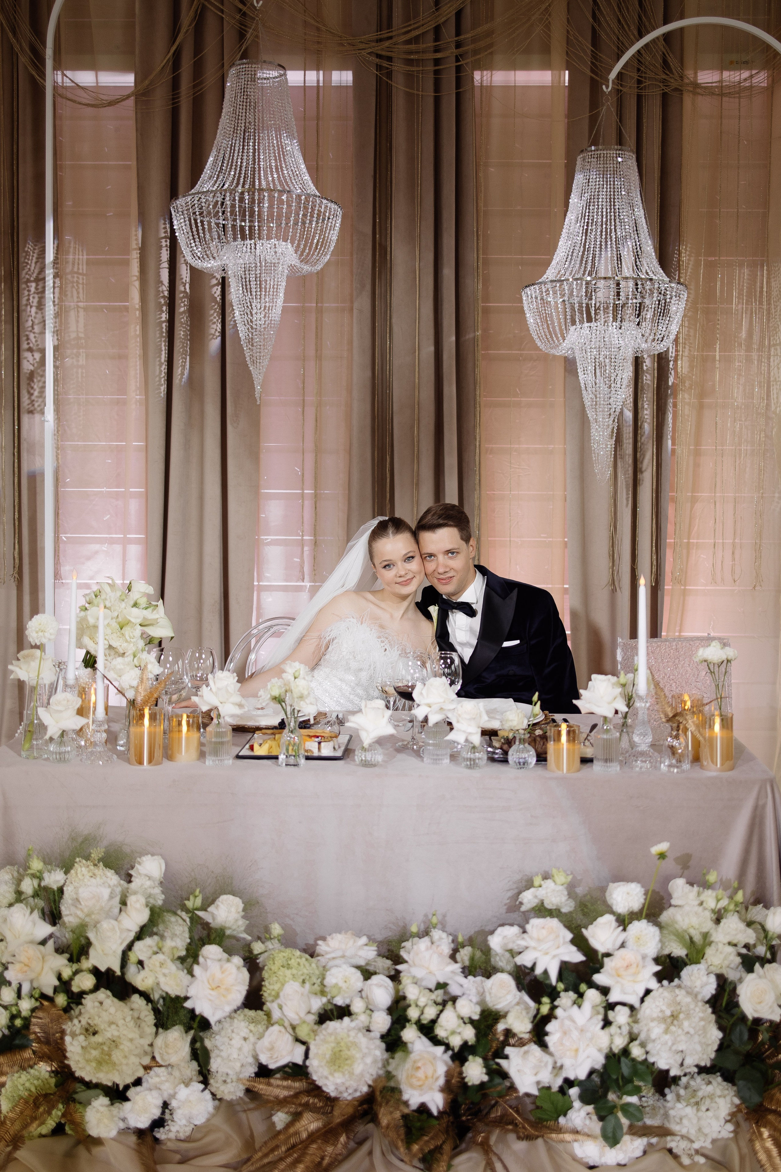 Влюбляться, целоваться. Свадебный фотограф в Москве | Профессиональный фотограф | Выгодные цены на услуги