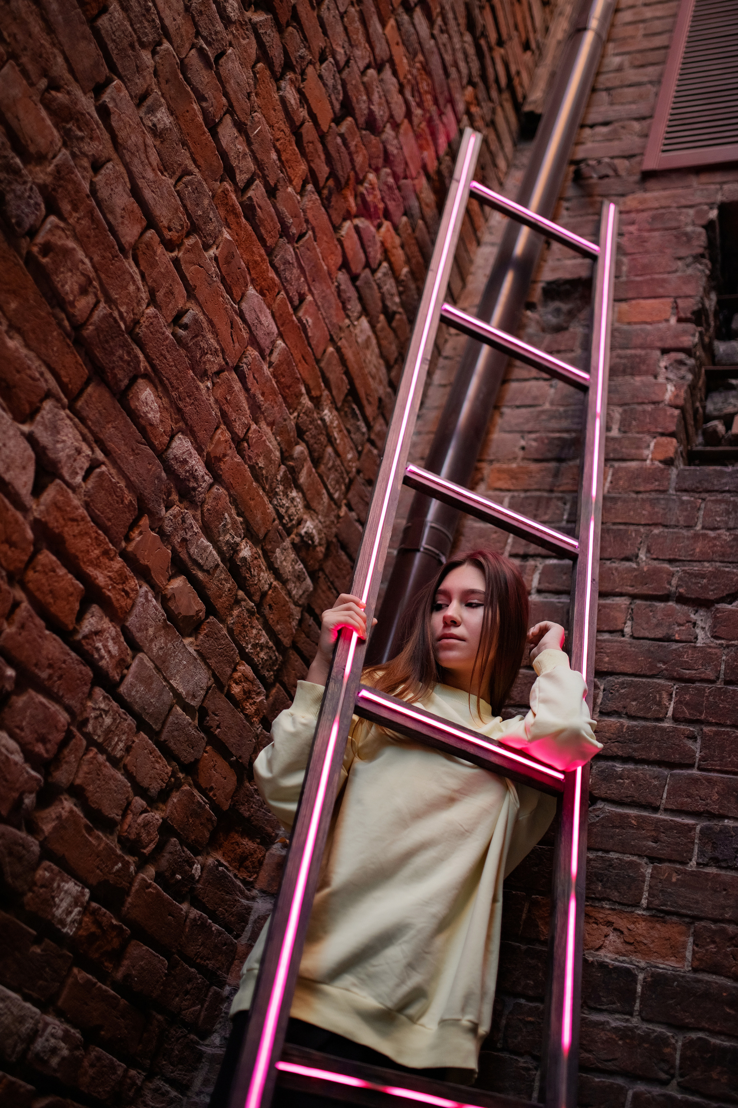 Индивидуальная фотосессия. Красный кирпич