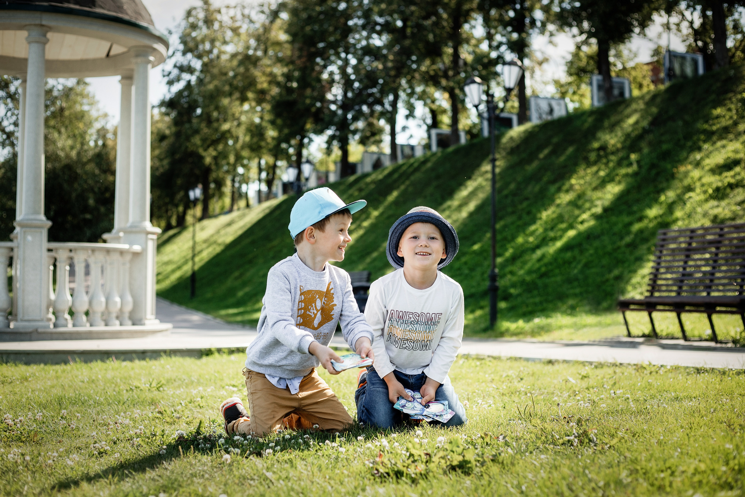 Набережная. Август 2021. Семья Катерины. Фотограф Пермь. Свадьбы. Семья и дети, школа, д. сад. Фотокниги