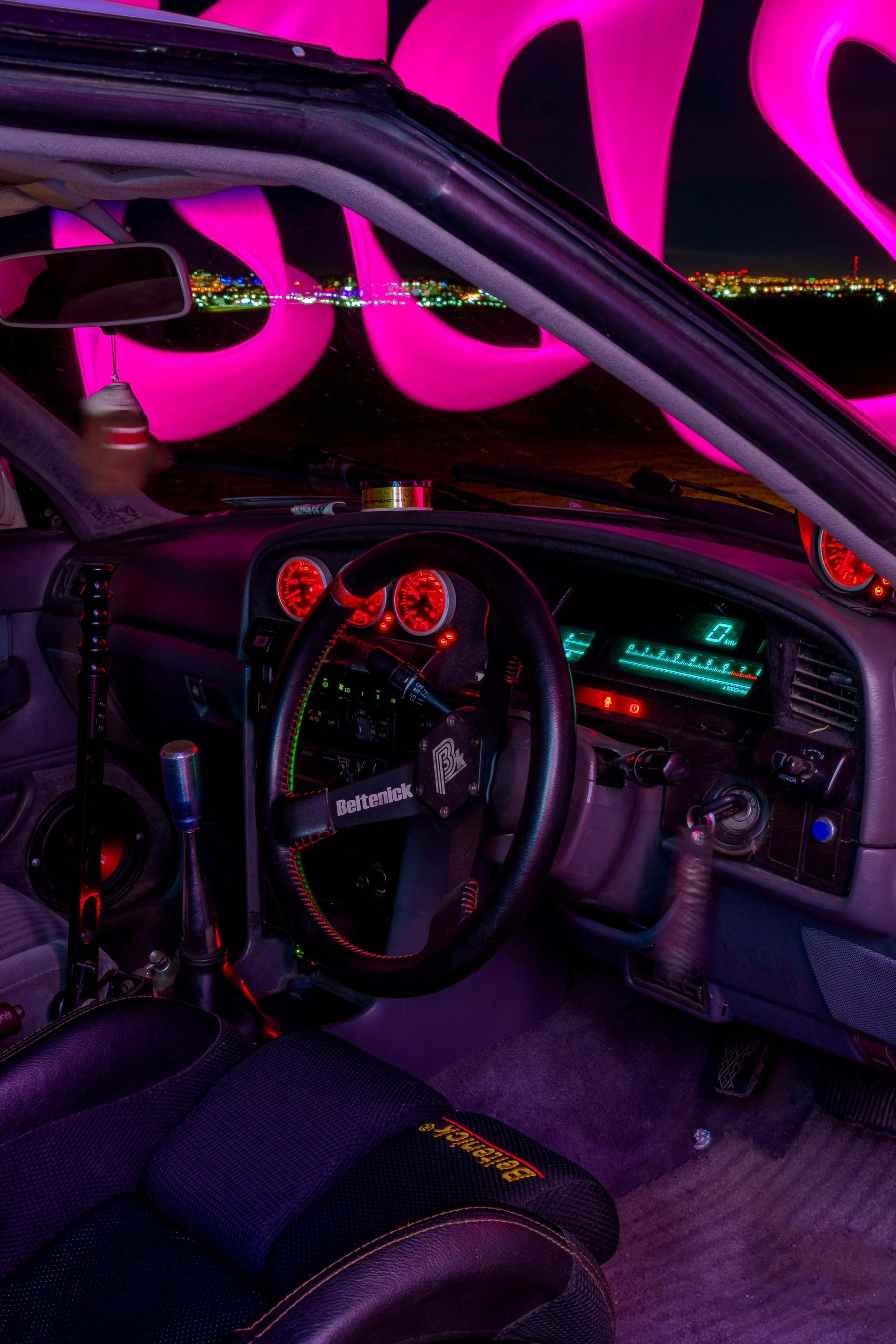 Toyota Mark II (GX 81). Фотограф, видеограф и пилот дрона на Байкале
