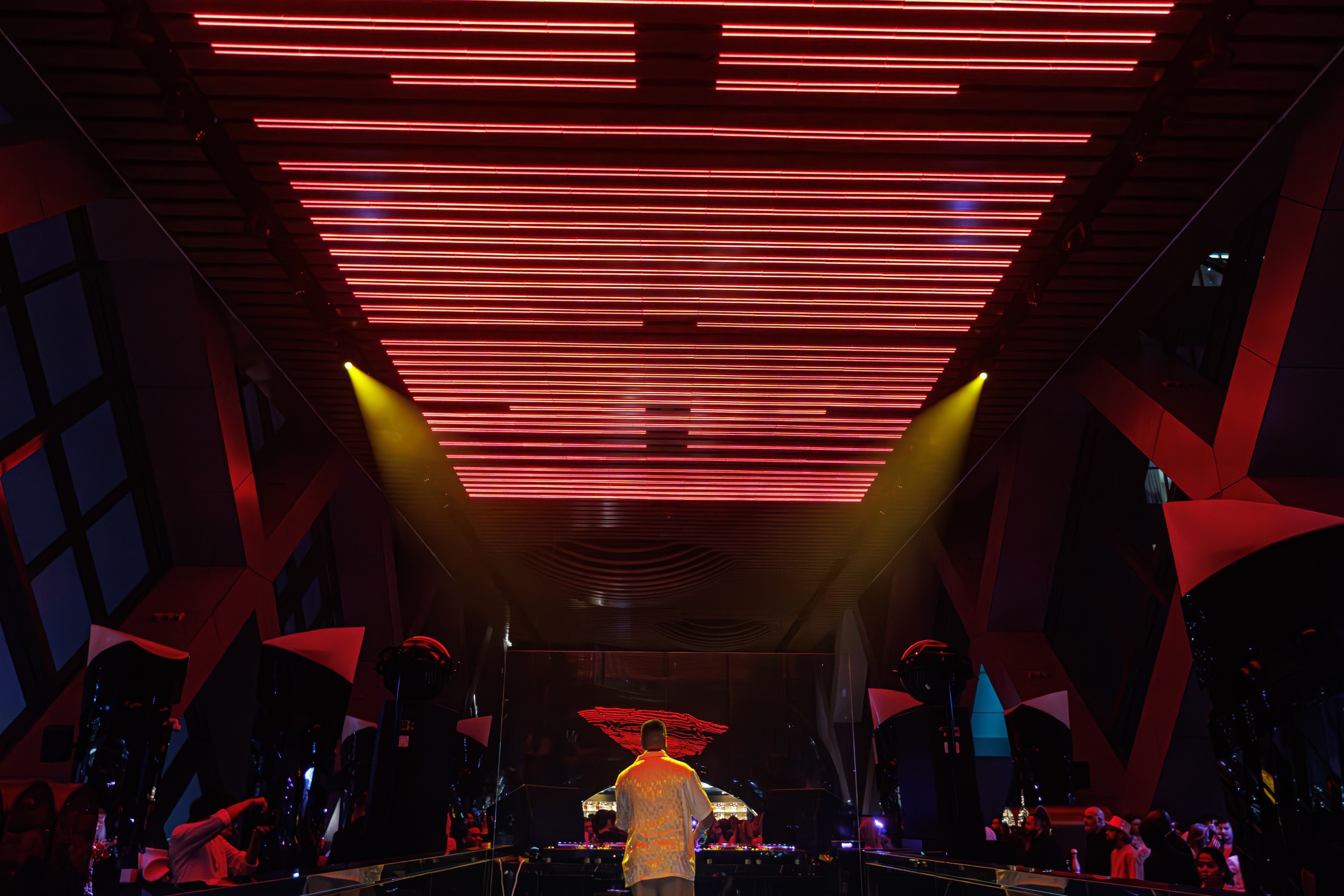 Twilight Party at Sphere Dubai — Nightlife Photography. Evgen Yatsenko — Photographer in Dubai